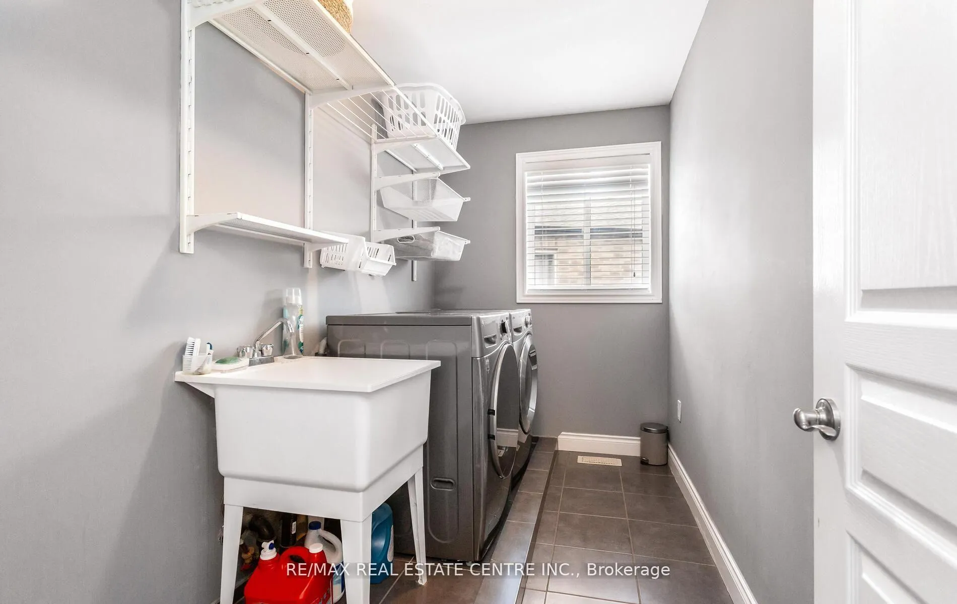 Photo 13 of 31 Rianna Court, Hamilton, Carpenter — HOMEH