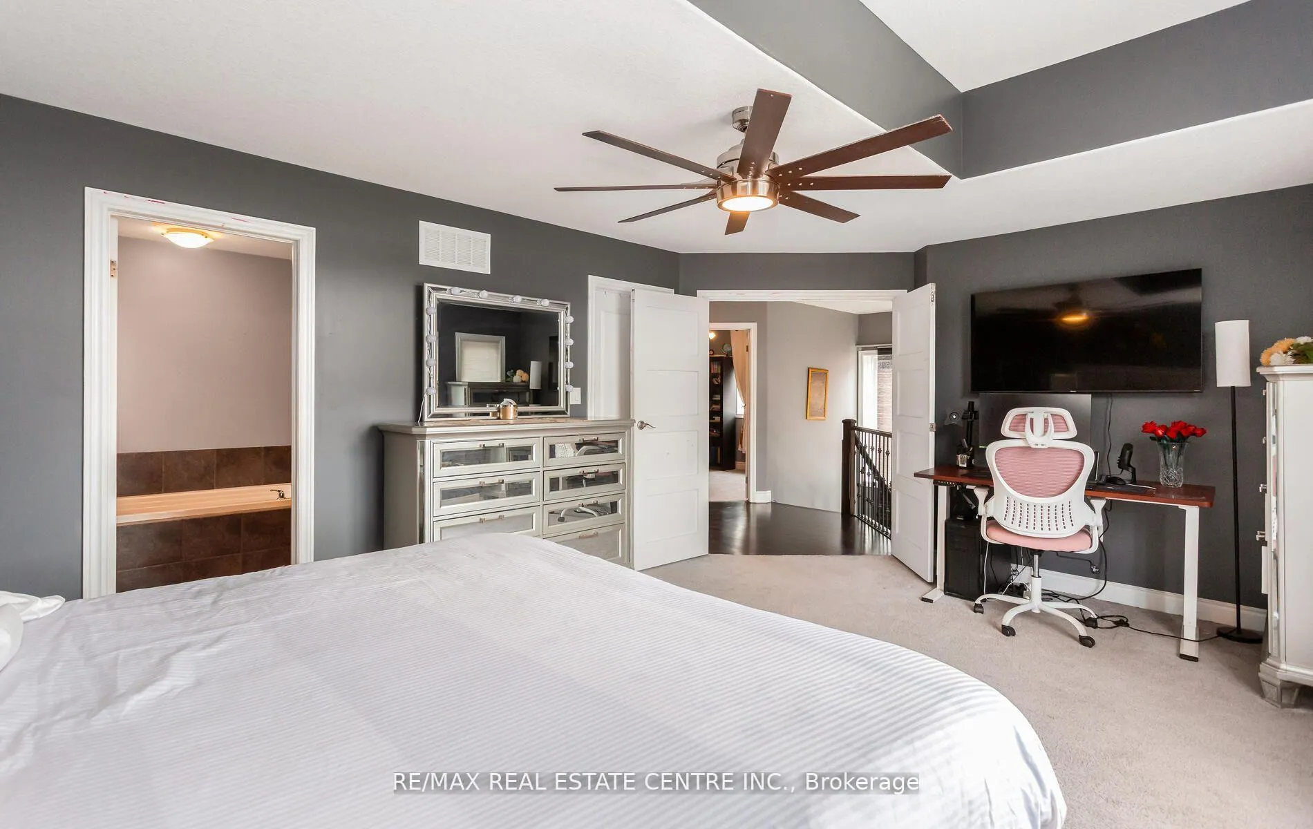 Photo 23 of 31 Rianna Court, Hamilton, Carpenter — HOMEH