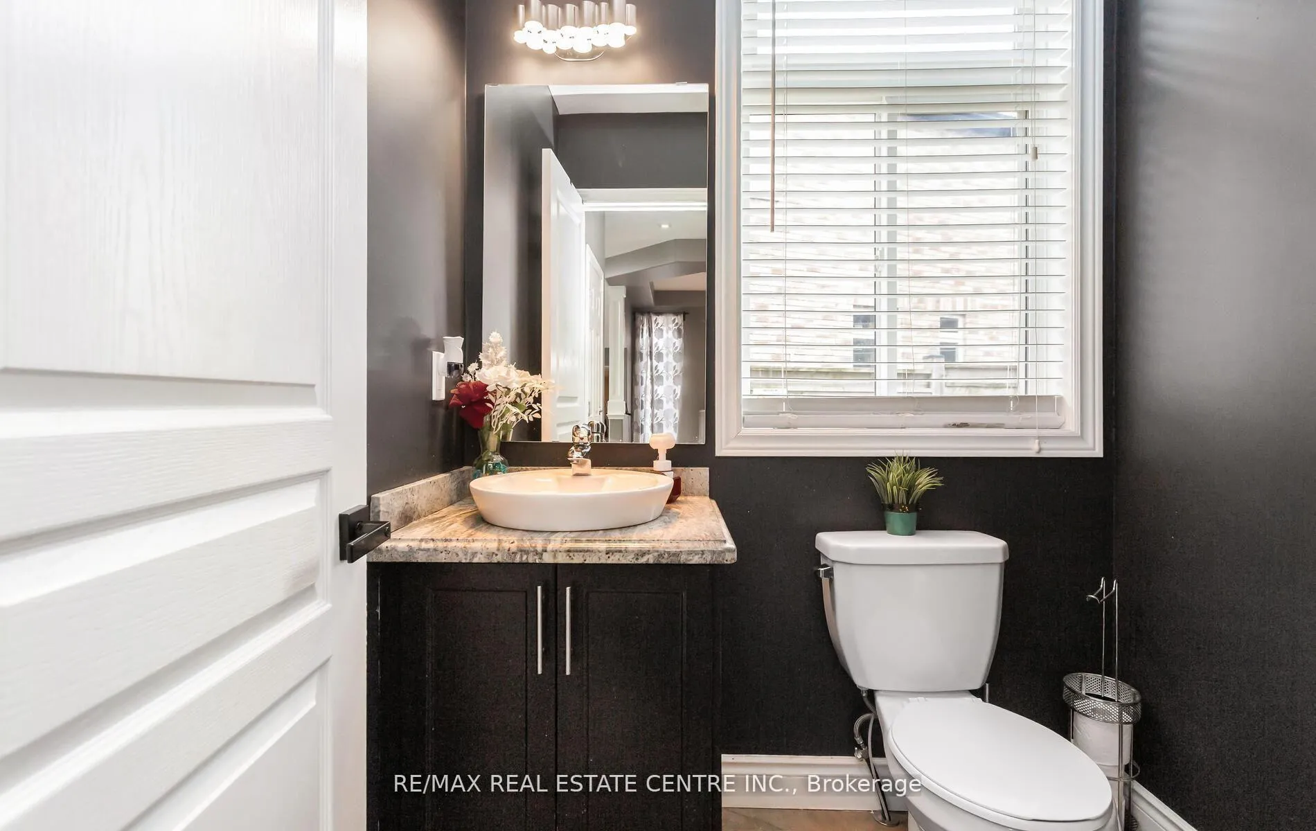 Photo 27 of 31 Rianna Court, Hamilton, Carpenter — HOMEH