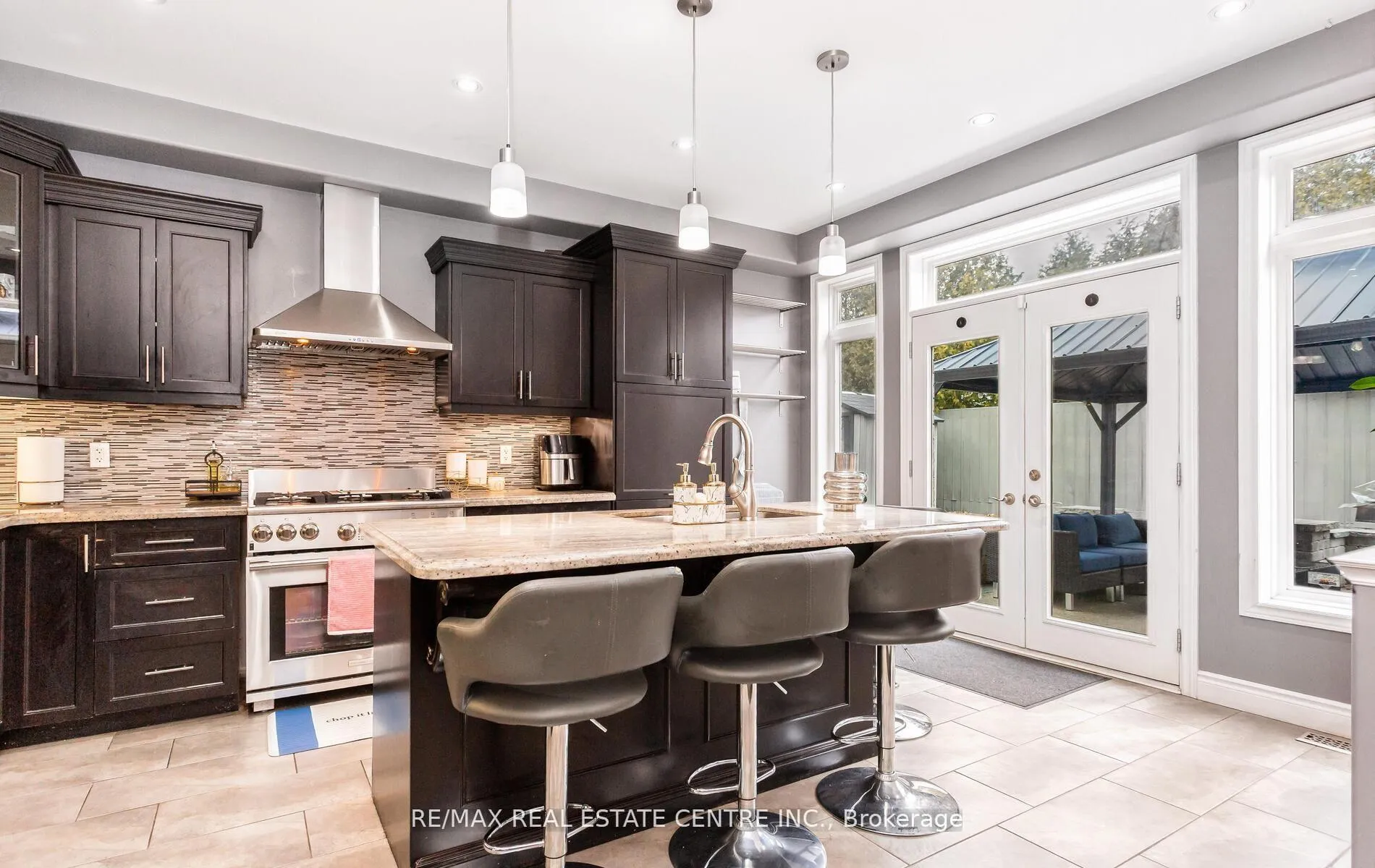 Photo 36 of 31 Rianna Court, Hamilton, Carpenter — HOMEH