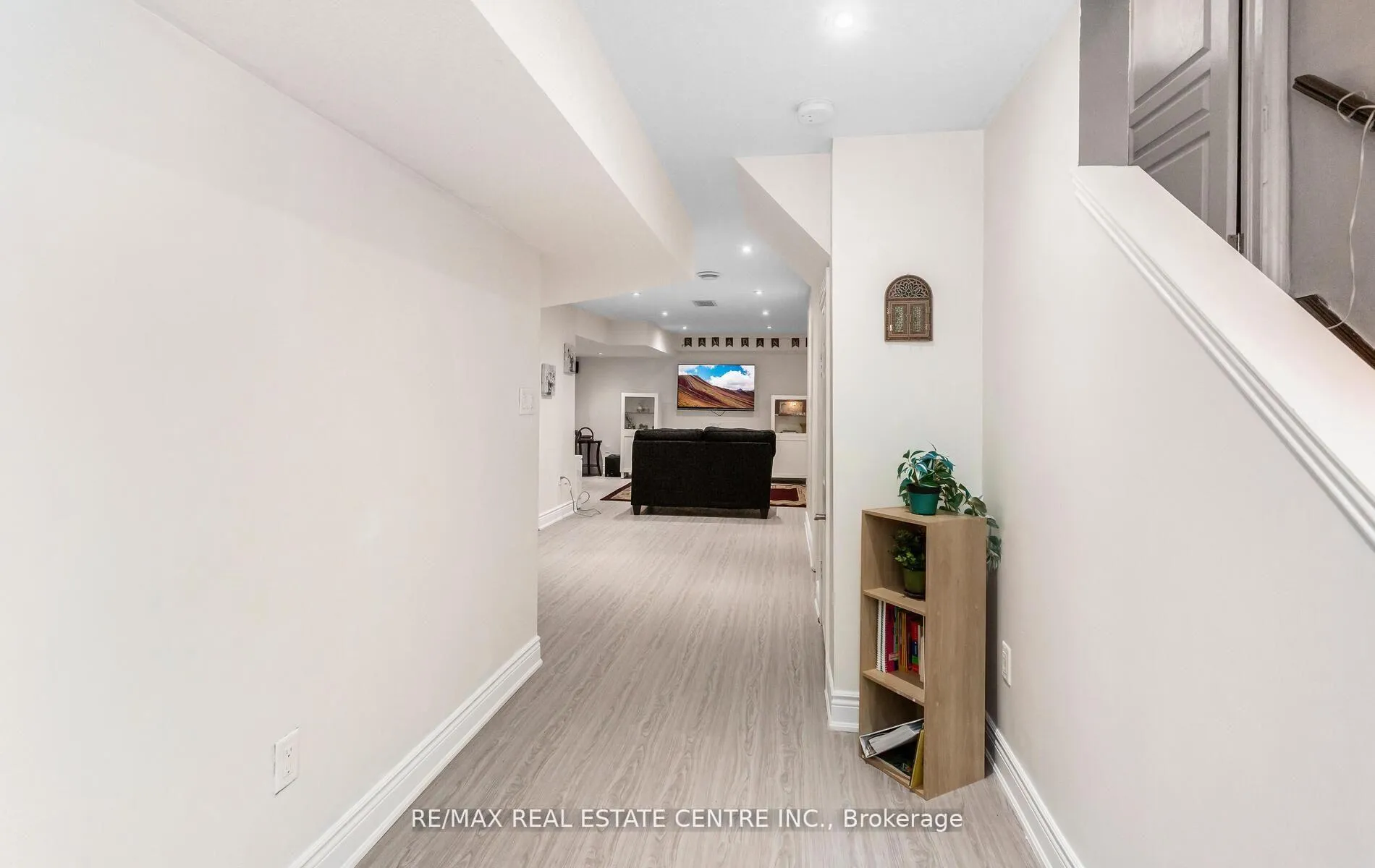 Photo 39 of 31 Rianna Court, Hamilton, Carpenter — HOMEH
