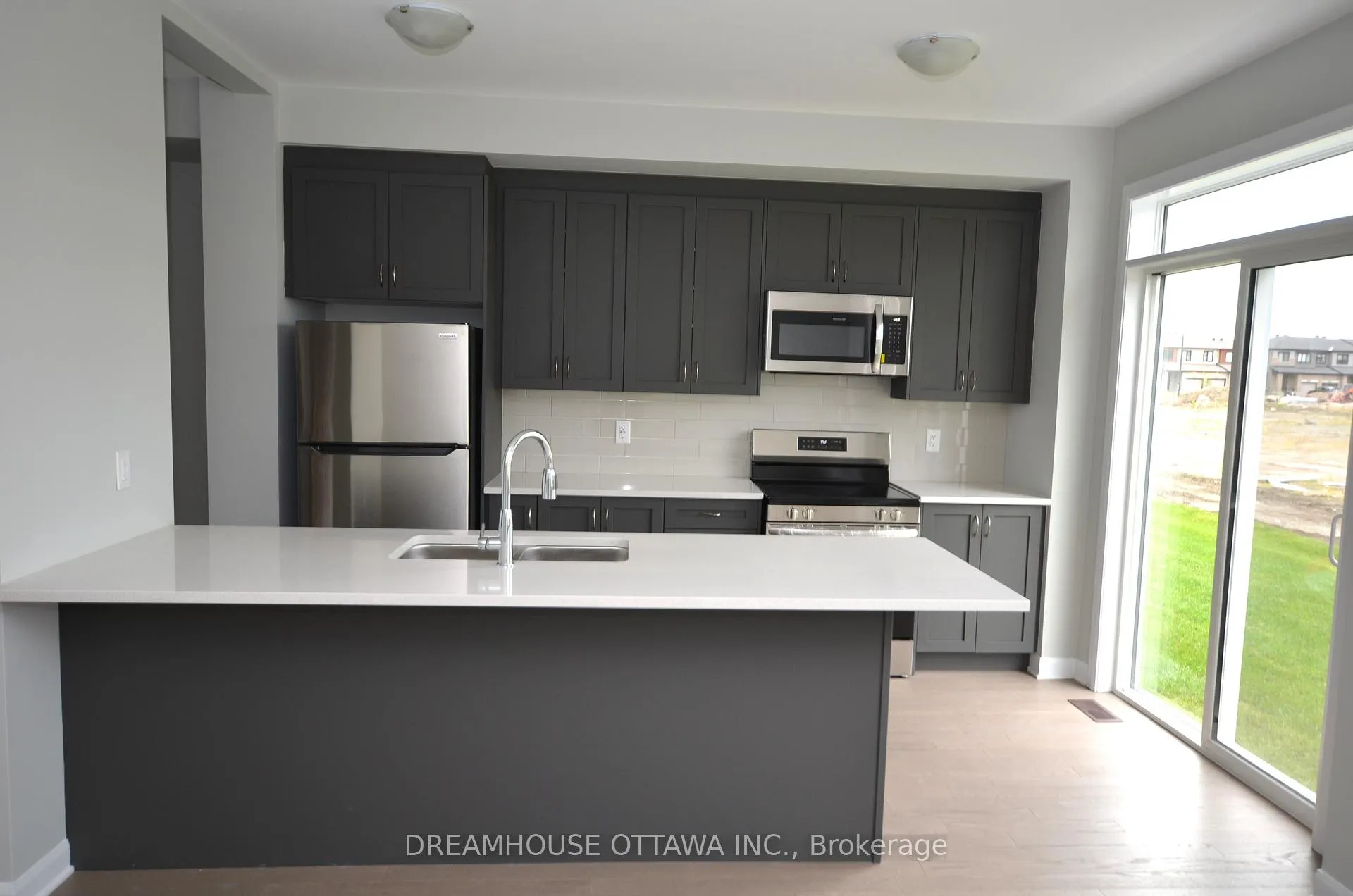 Photo 9 of 326 Gisborne Place, Ottawa, Kanata - Morgan's Grant/South March — HOMEH
