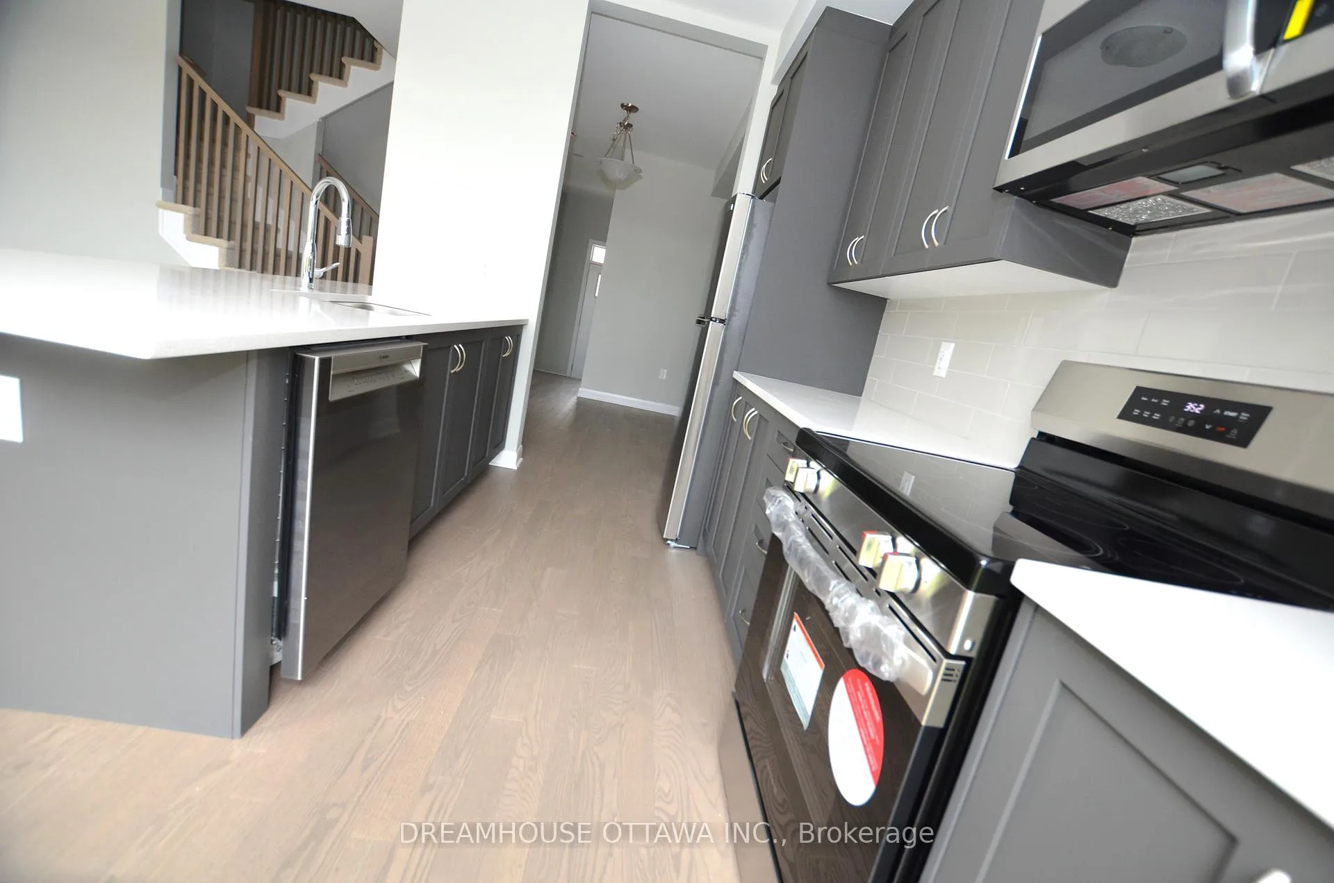 Photo 12 of 326 Gisborne Place, Ottawa, Kanata - Morgan's Grant/South March — HOMEH