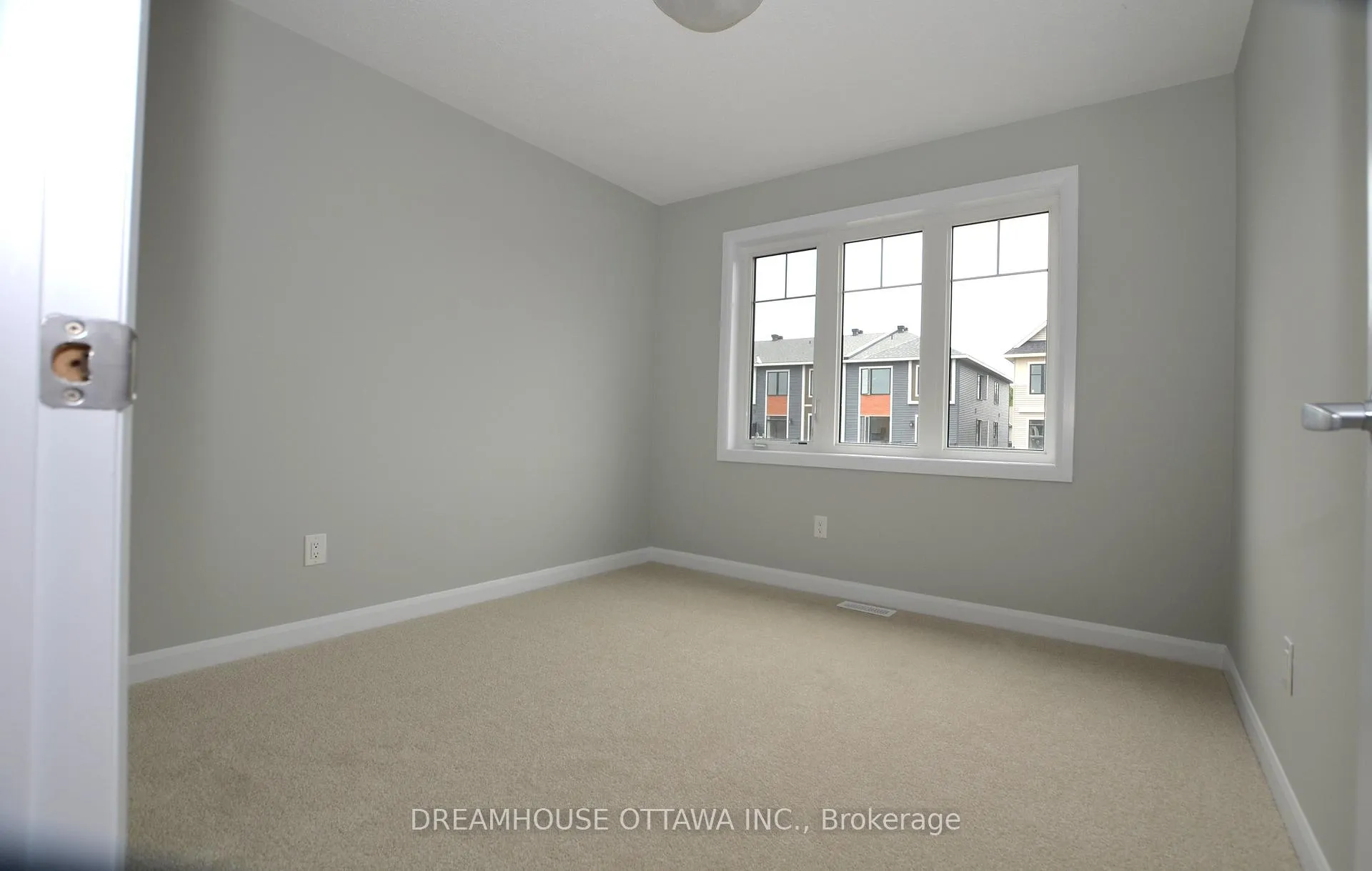 Photo 15 of 326 Gisborne Place, Ottawa, Kanata - Morgan's Grant/South March — HOMEH