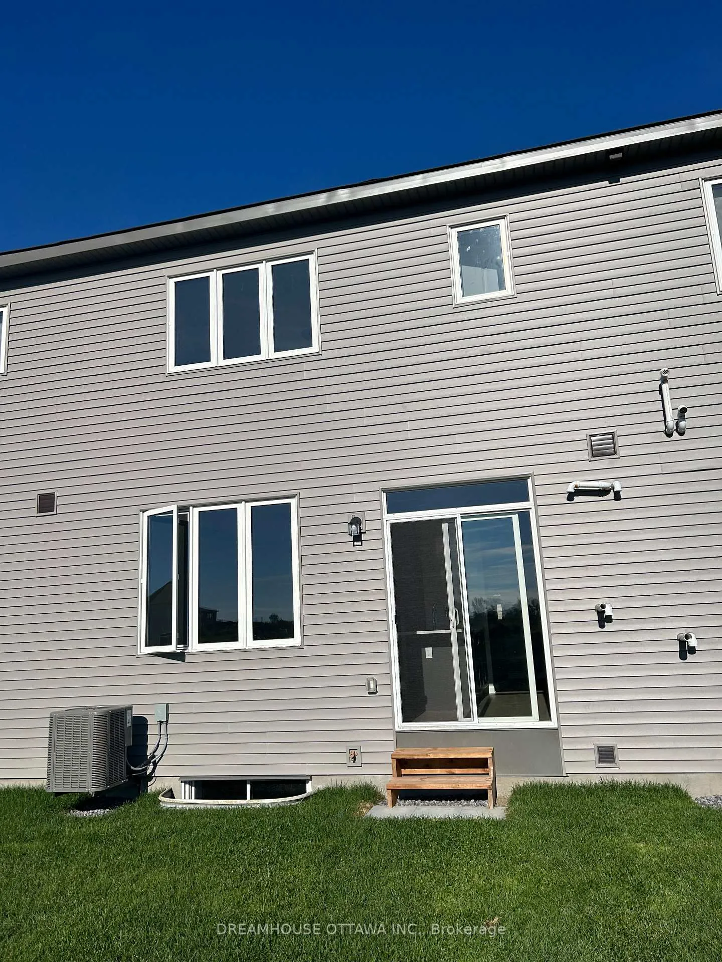 Photo 22 of 326 Gisborne Place, Ottawa, Kanata - Morgan's Grant/South March — HOMEH