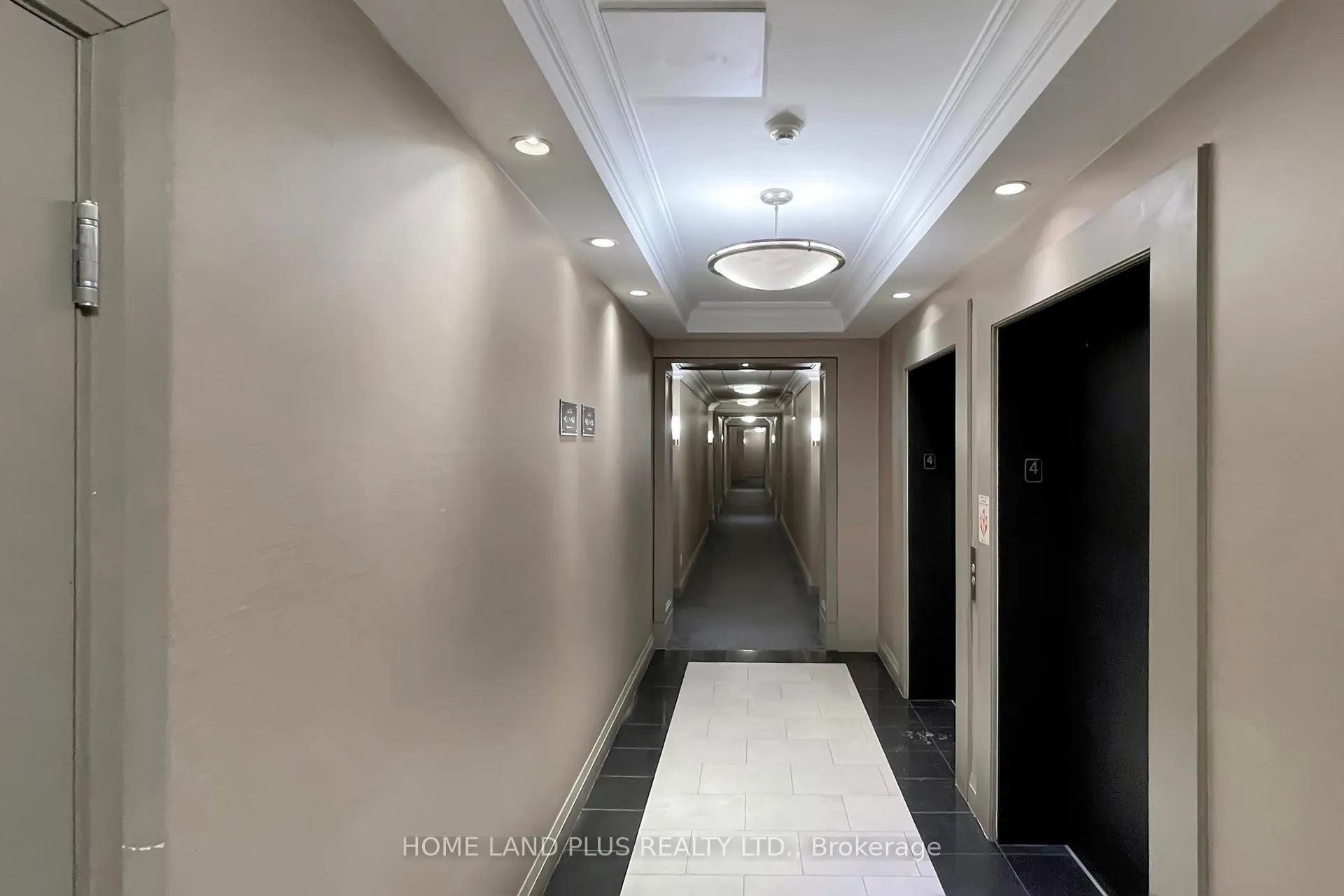 Photo 9 of Unit 422, 180 John West Way, Aurora, Bayview Wellington — HOMEH