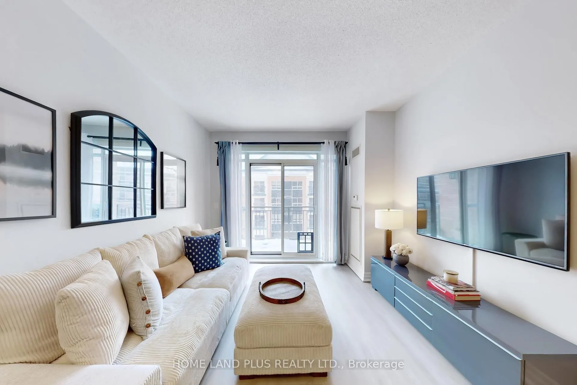Photo 18 of Unit 422, 180 John West Way, Aurora, Bayview Wellington — HOMEH