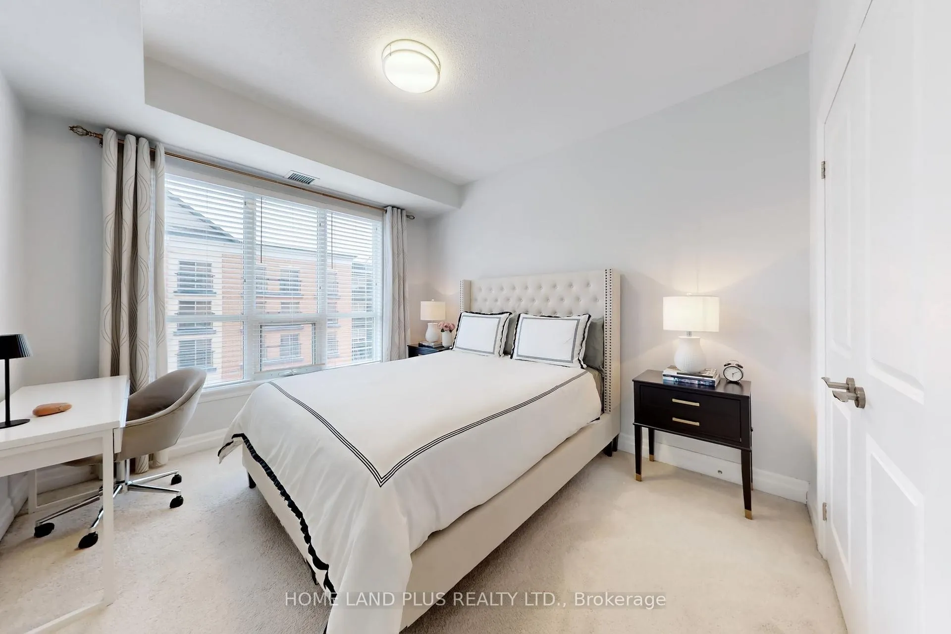 Photo 21 of Unit 422, 180 John West Way, Aurora, Bayview Wellington — HOMEH