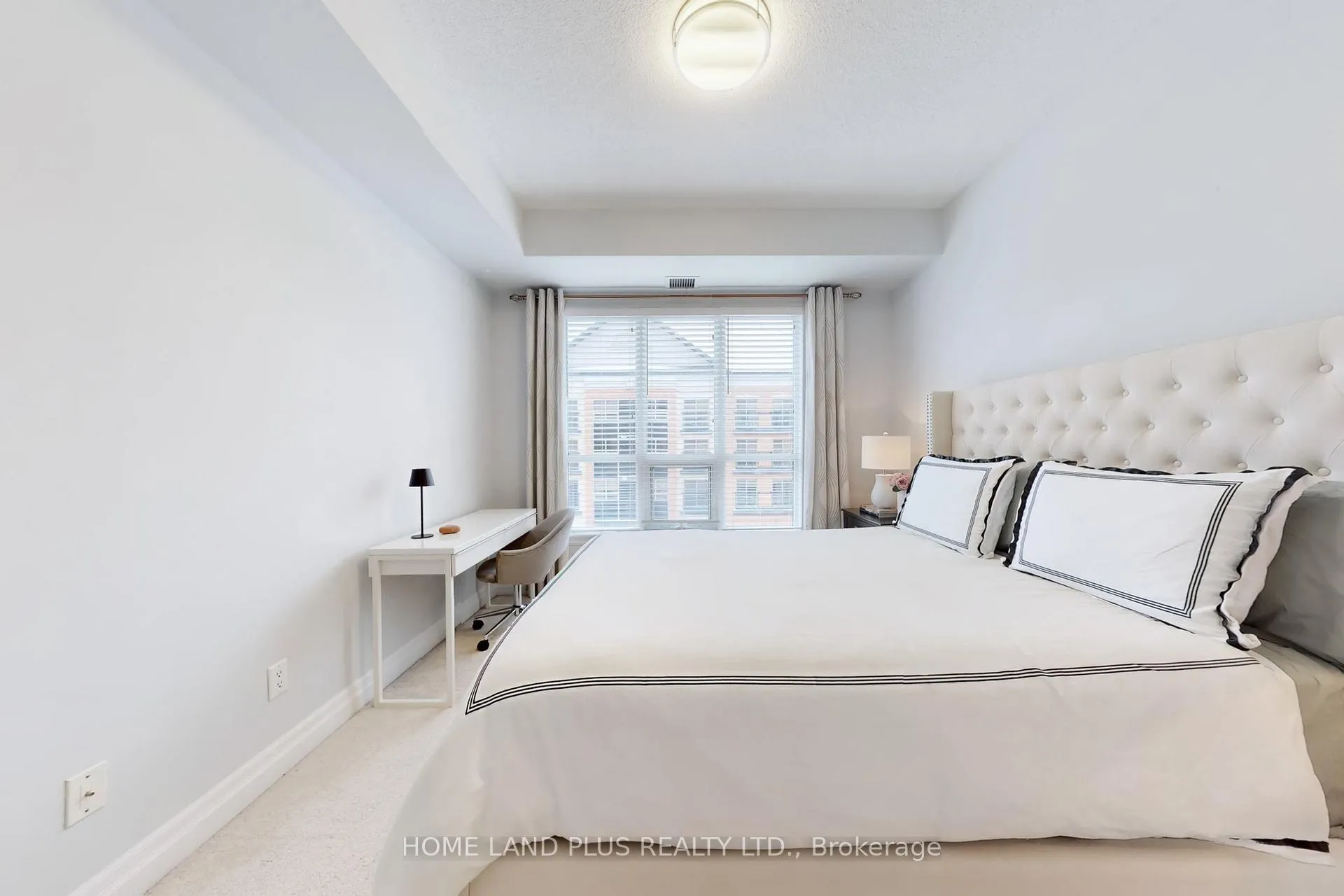 Photo 24 of Unit 422, 180 John West Way, Aurora, Bayview Wellington — HOMEH