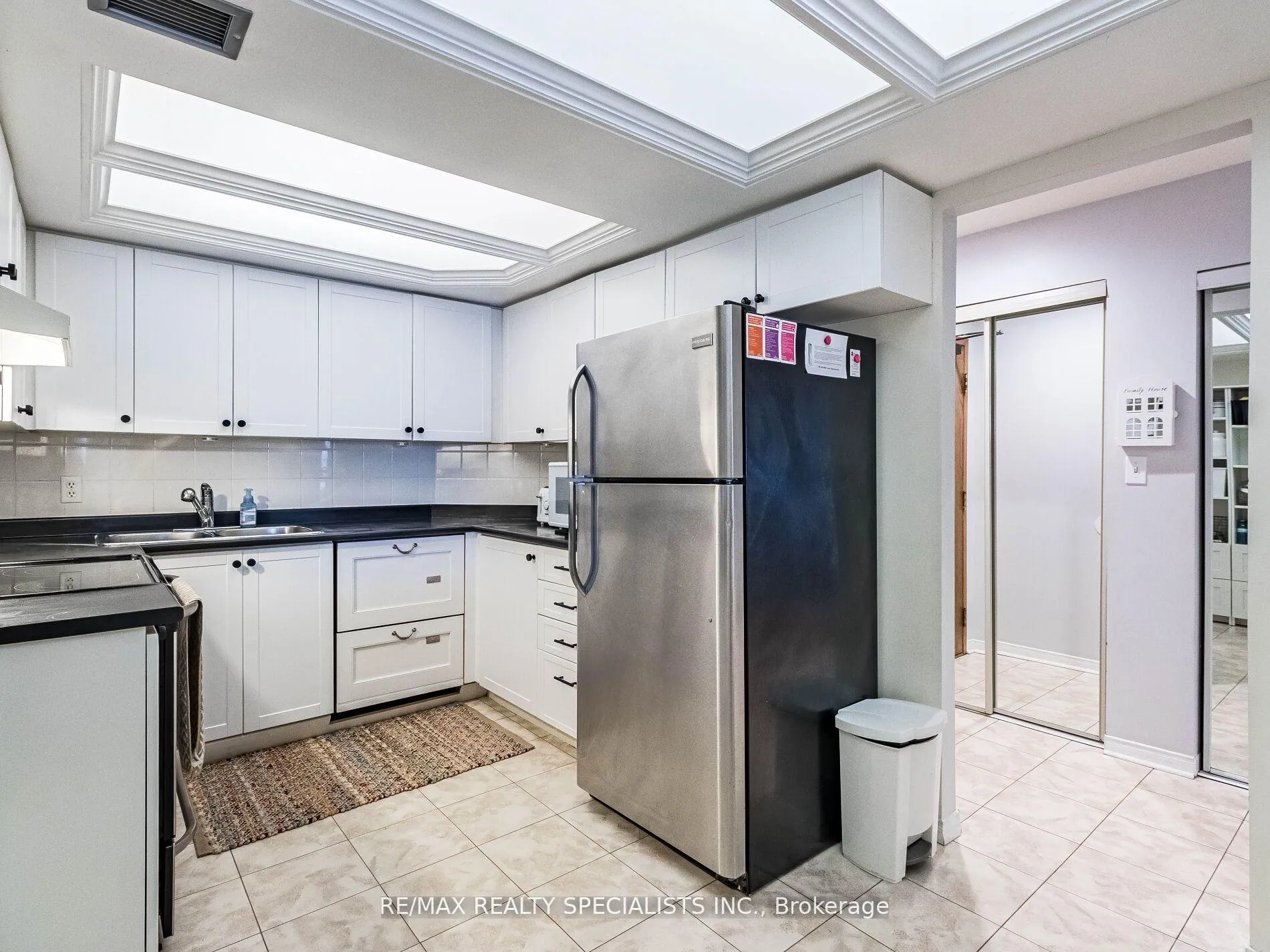 Photo 13 of Unit 306, 21 George Street, Aurora, Aurora Village — HOMEH