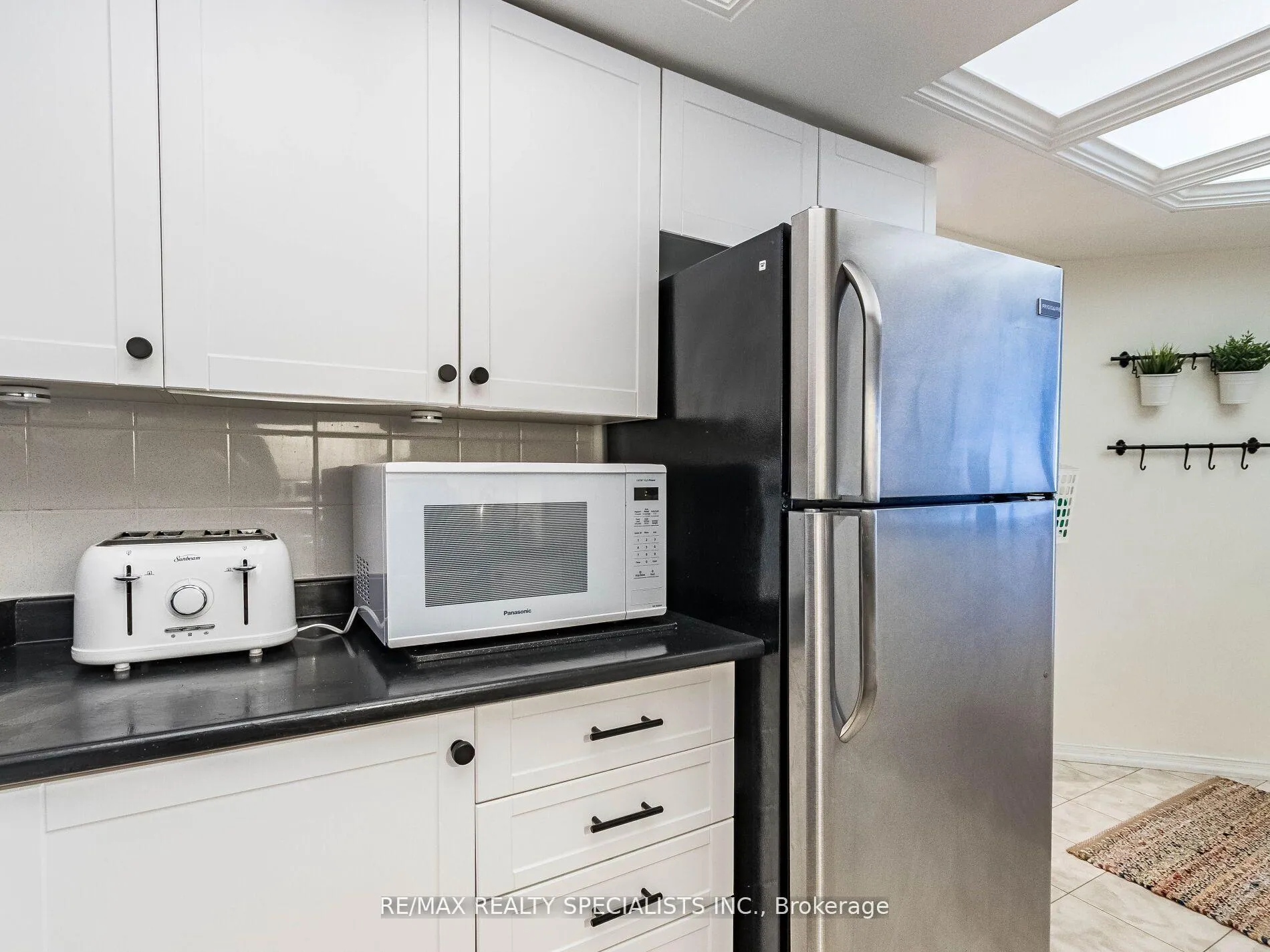 Photo 17 of Unit 306, 21 George Street, Aurora, Aurora Village — HOMEH