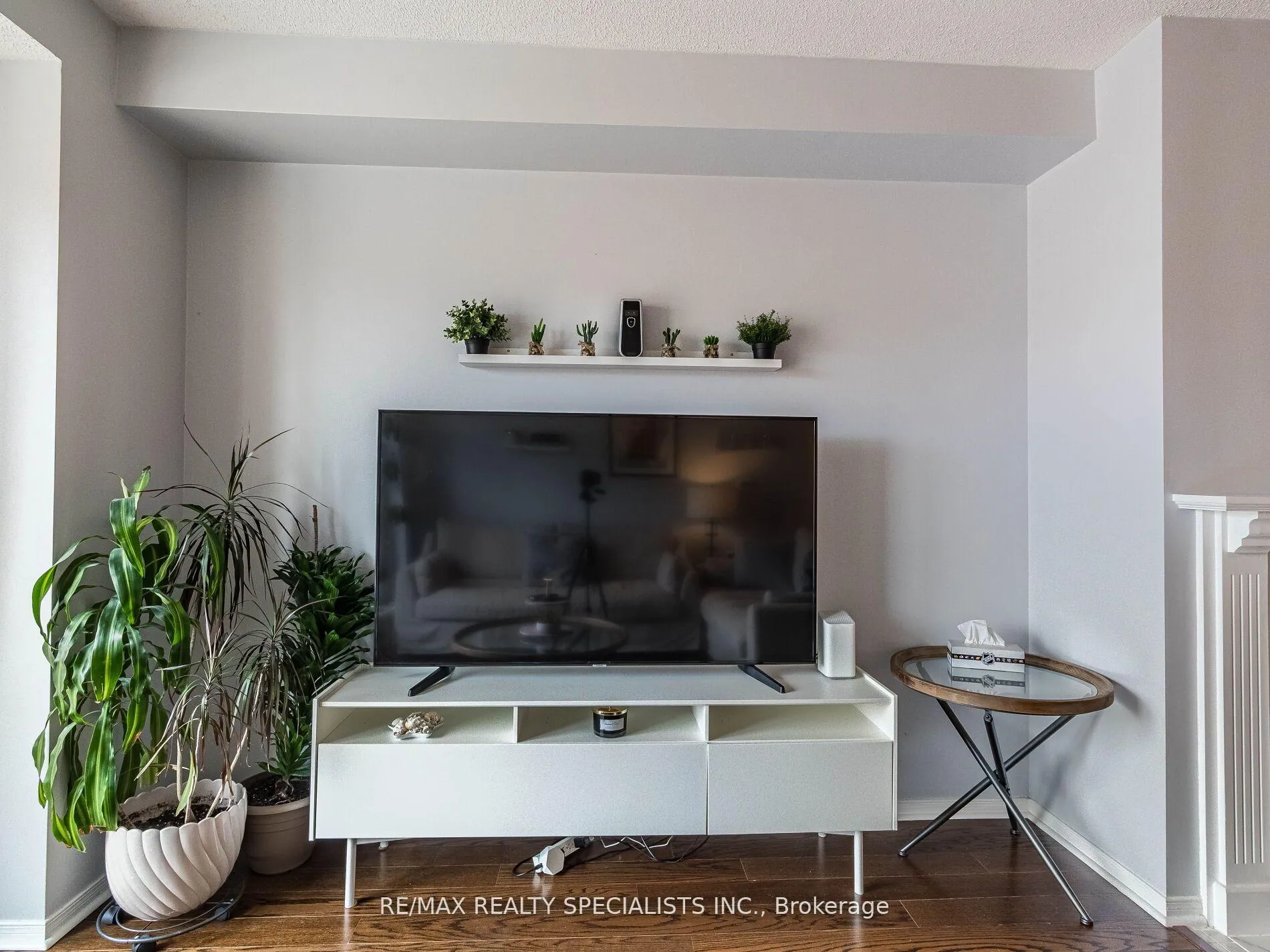 Photo 31 of Unit 306, 21 George Street, Aurora, Aurora Village — HOMEH