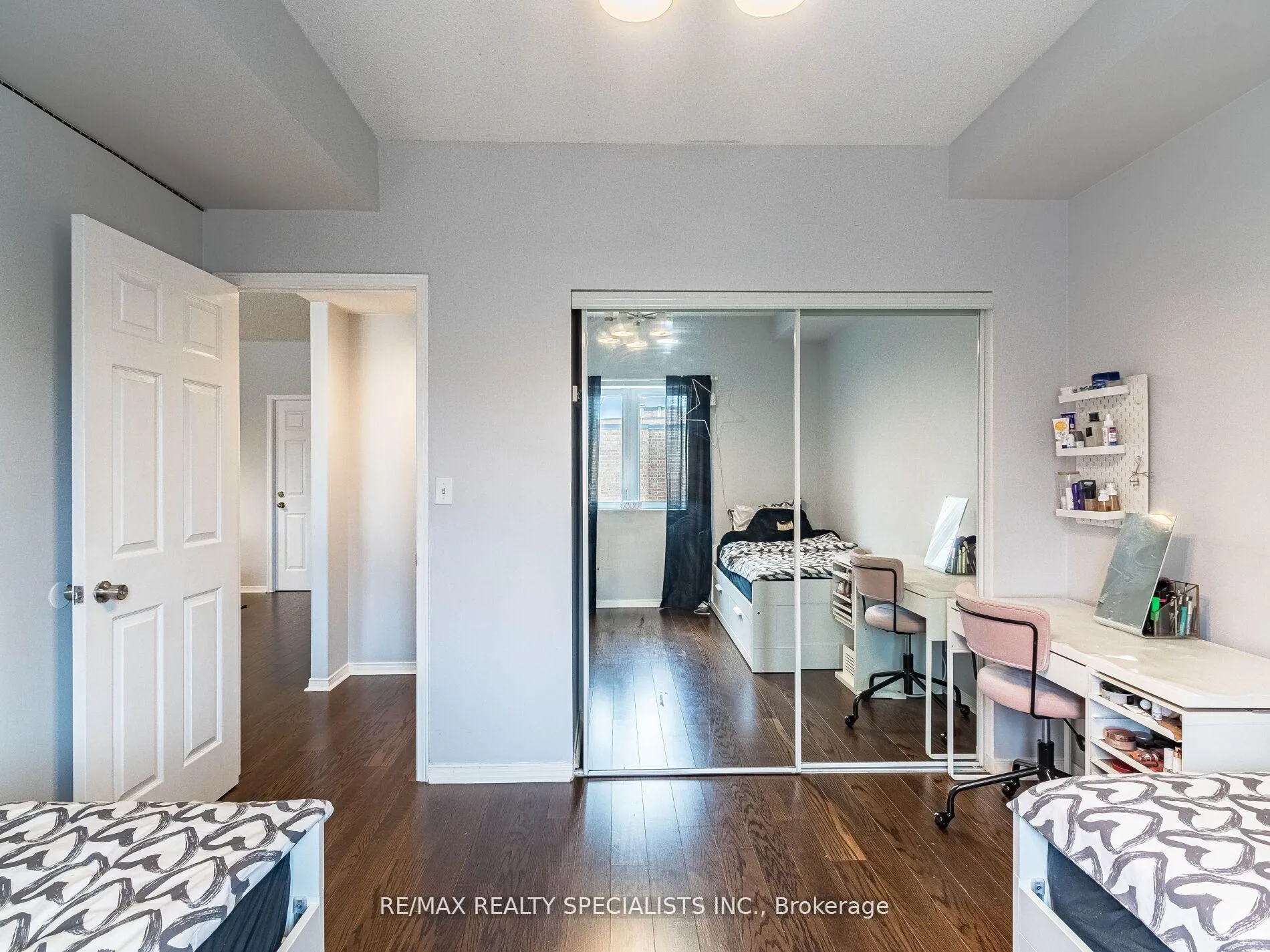 Photo 34 of Unit 306, 21 George Street, Aurora, Aurora Village — HOMEH