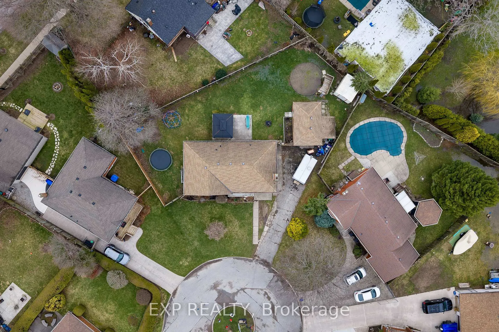 Photo 3 of 6396 Laura Crescent, Niagara Falls, Dorchester — HOMEH