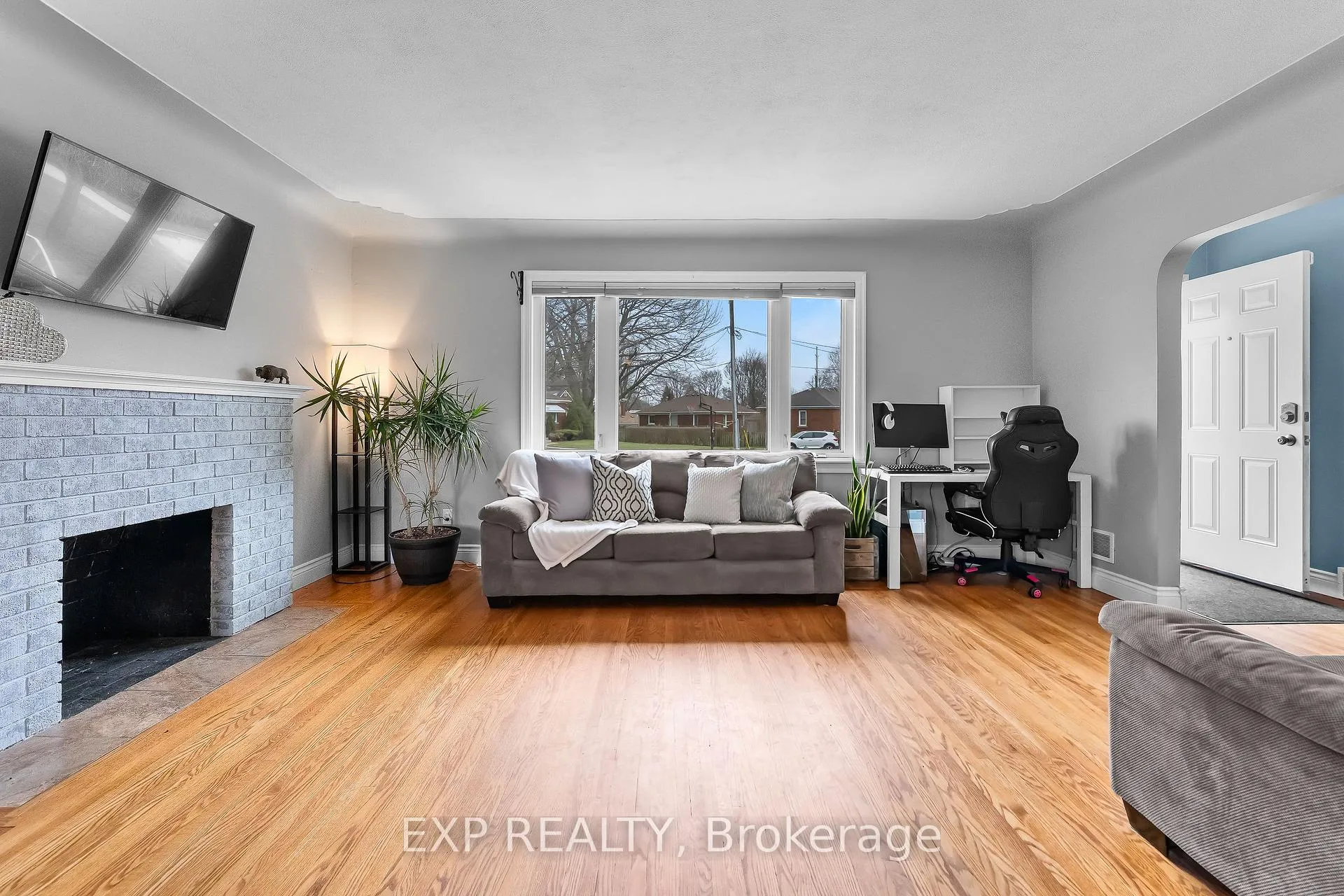 Photo 6 of 6396 Laura Crescent, Niagara Falls, Dorchester — HOMEH