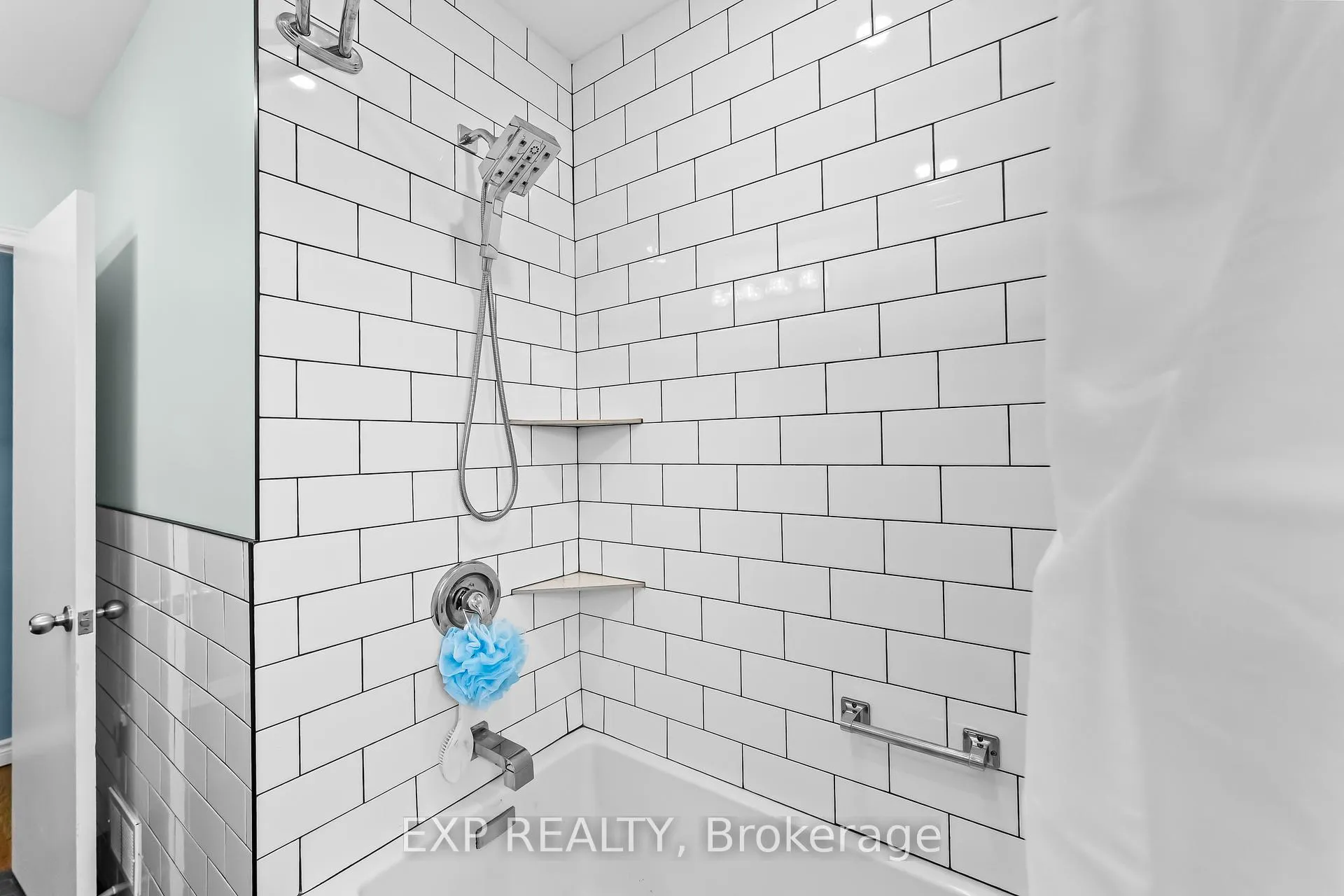 Photo 21 of 6396 Laura Crescent, Niagara Falls, Dorchester — HOMEH