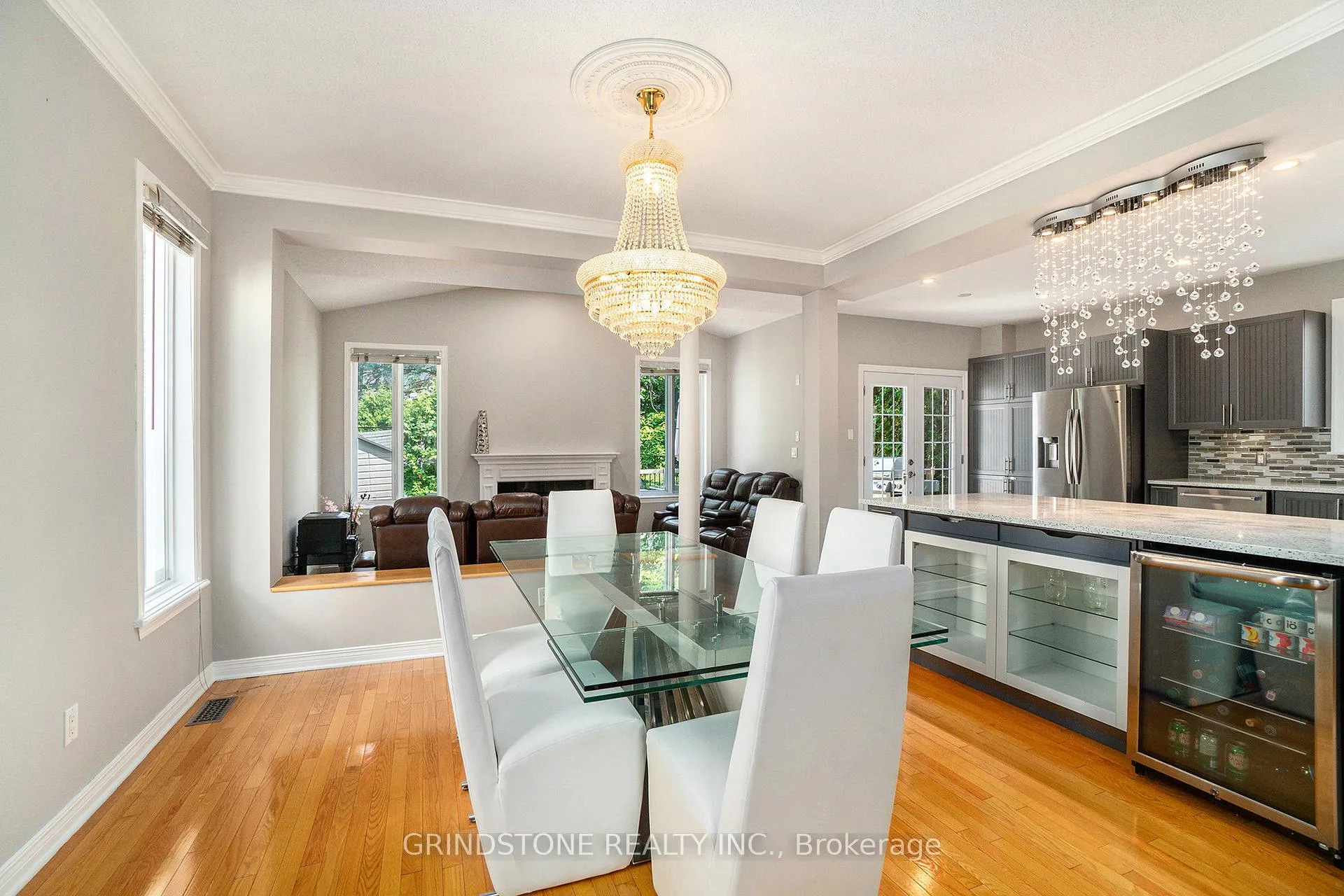Photo 8 of 95 Evanshen Crescent, Ottawa, Kanata - Kanata Lakes/Heritage Hills — HOMEH