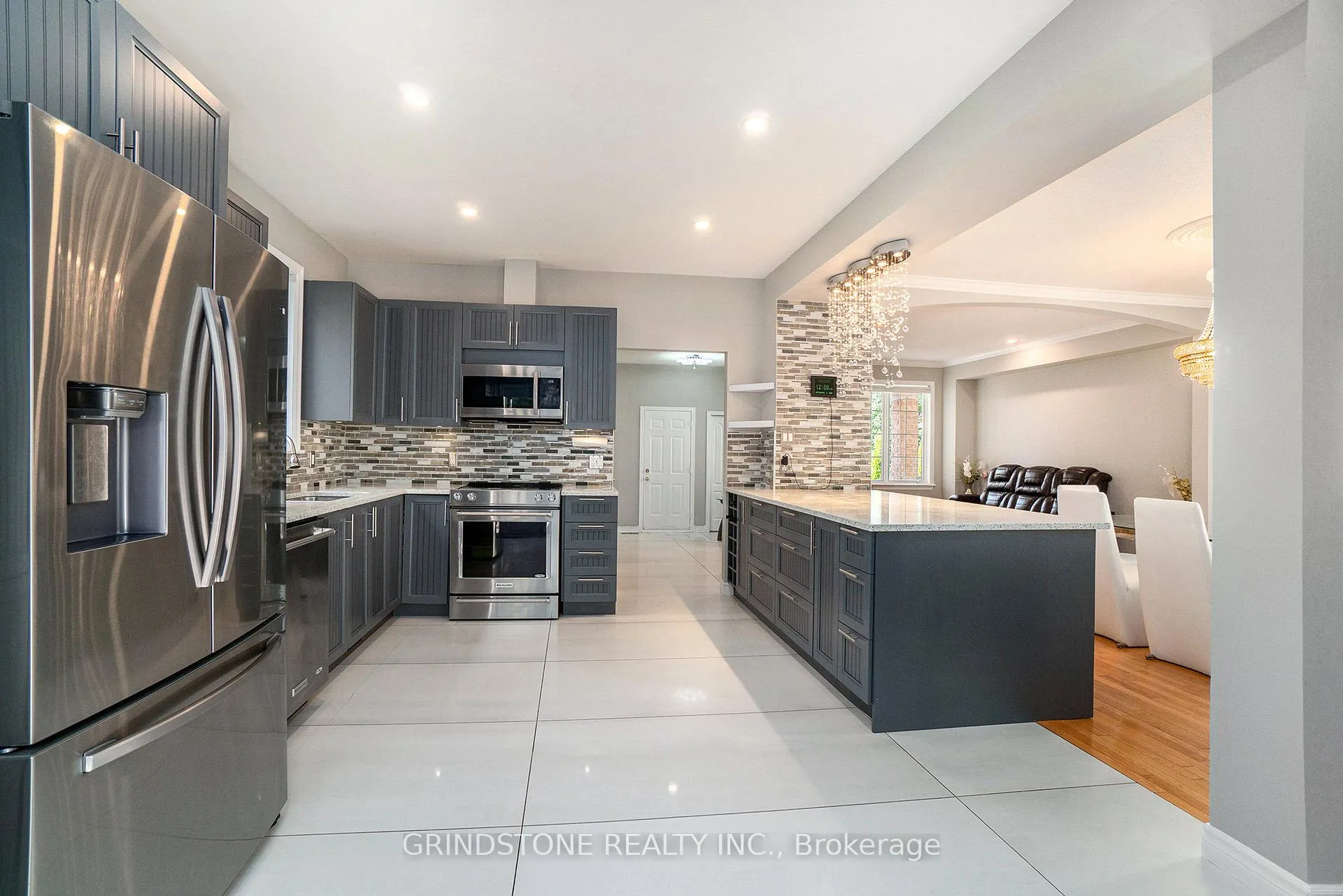 Photo 11 of 95 Evanshen Crescent, Ottawa, Kanata - Kanata Lakes/Heritage Hills — HOMEH