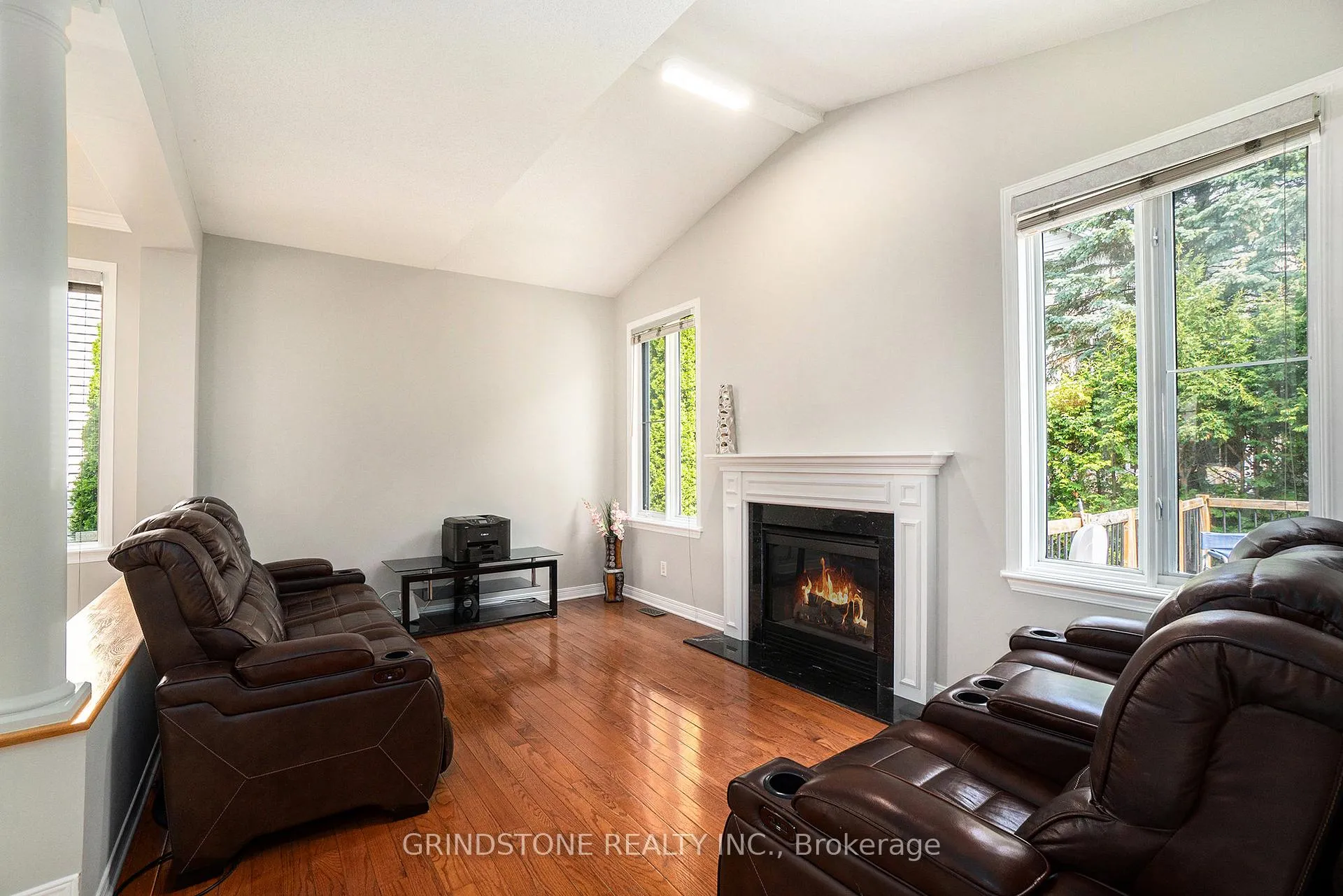 Photo 16 of 95 Evanshen Crescent, Ottawa, Kanata - Kanata Lakes/Heritage Hills — HOMEH