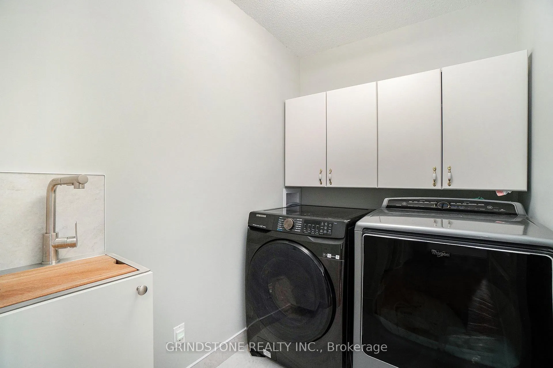 Photo 28 of 95 Evanshen Crescent, Ottawa, Kanata - Kanata Lakes/Heritage Hills — HOMEH