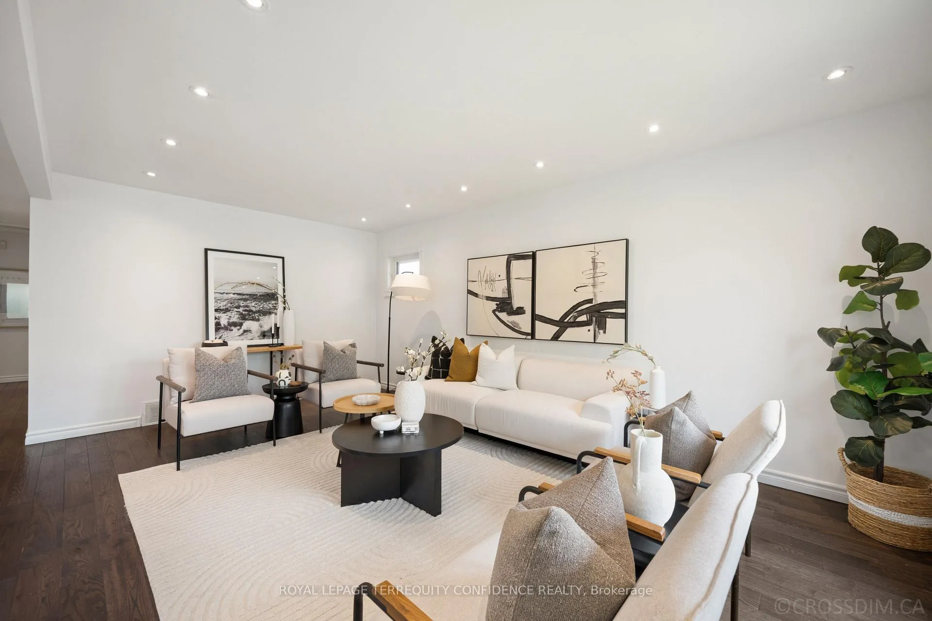 Photo 3 of 71 Pachino Boulevard, Scarborough, Wexford-Maryvale — HOMEH