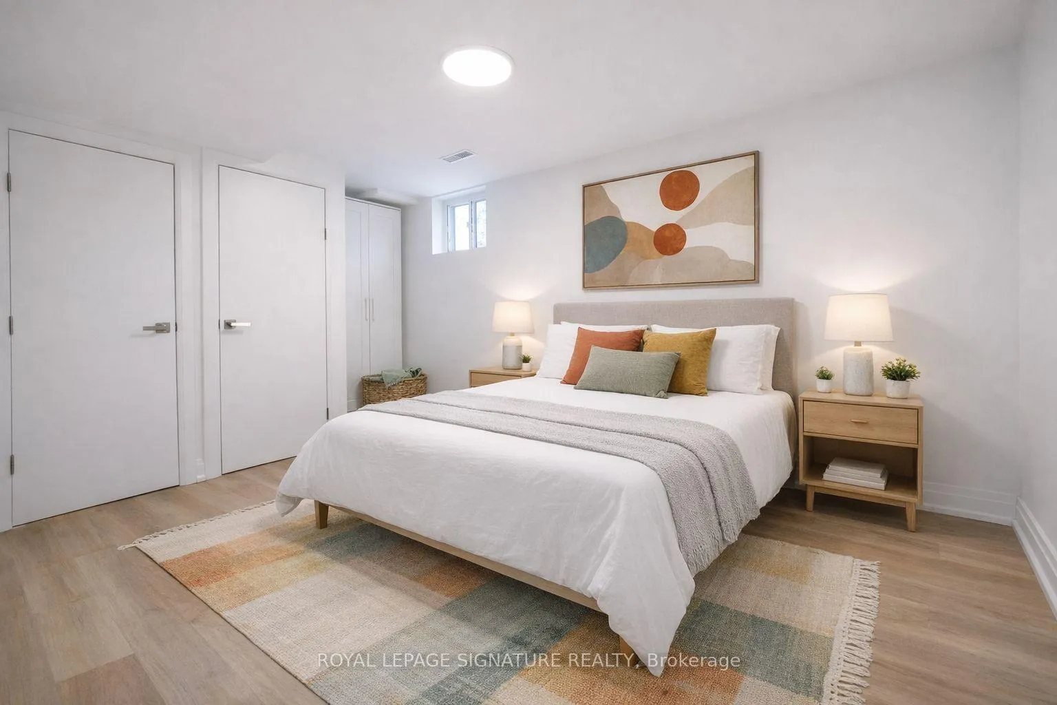 Photo 9 of Unit B, 5 Twentieth Street, Etobicoke, New Toronto — HOMEH
