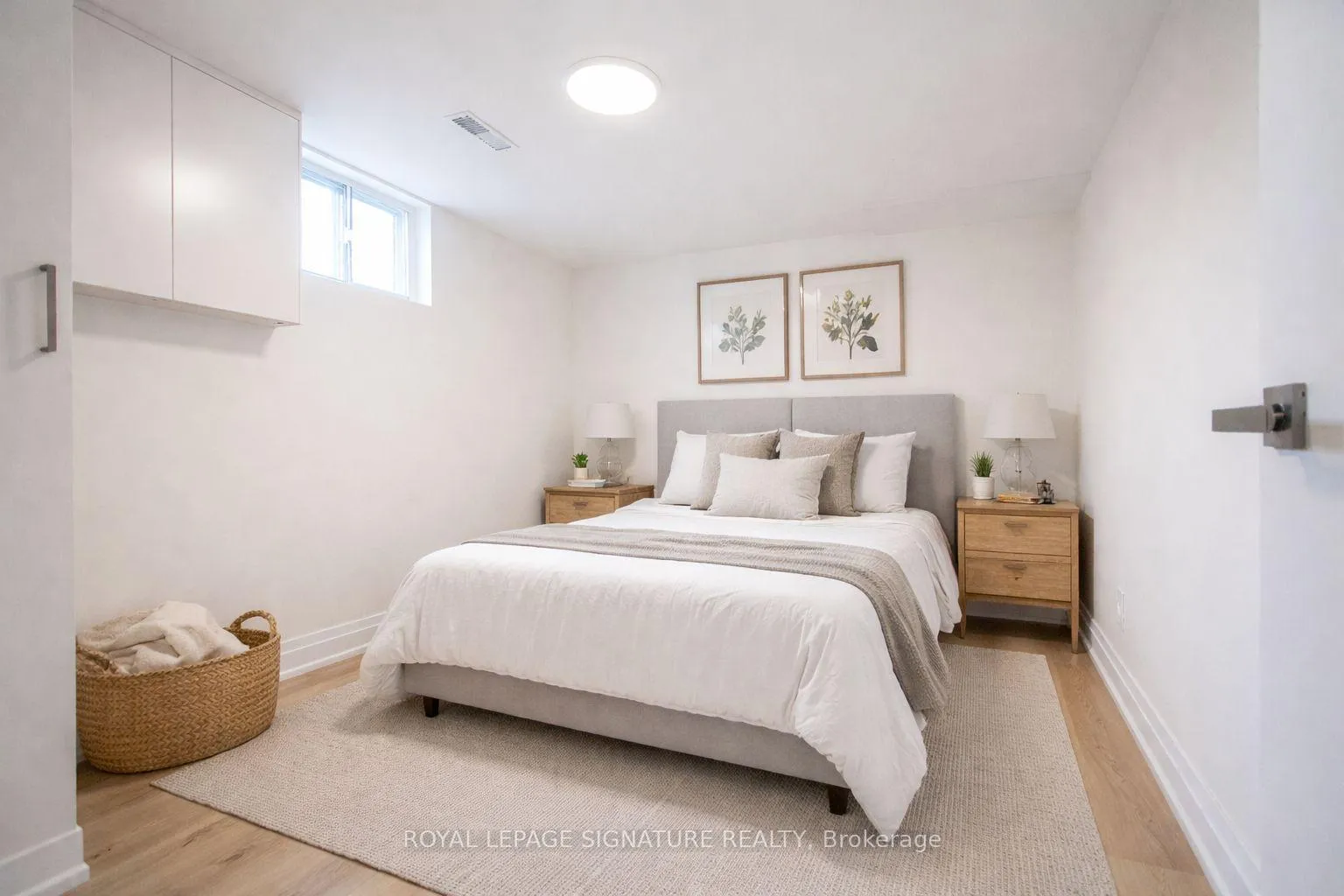 Photo 12 of Unit B, 5 Twentieth Street, Etobicoke, New Toronto — HOMEH