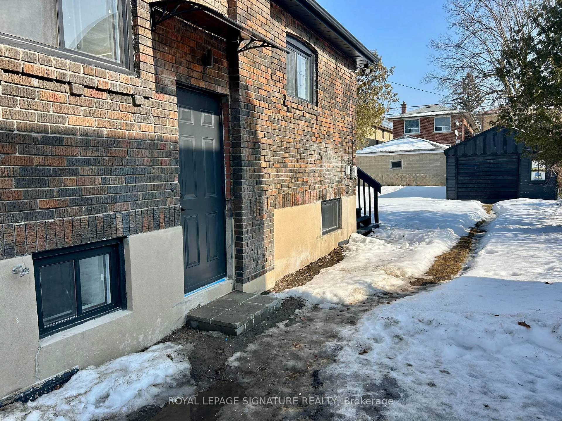 Photo 19 of Unit B, 5 Twentieth Street, Etobicoke, New Toronto — HOMEH