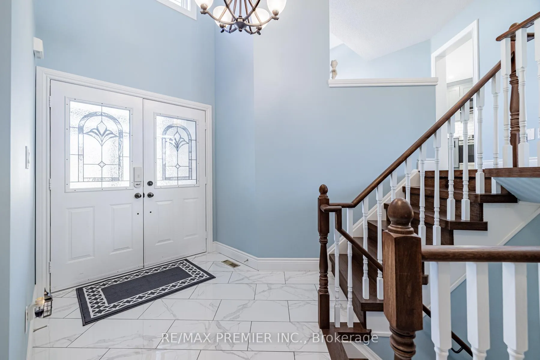 Photo 11 of 20 Cranberry Heights, Wasaga Beach — HOMEH