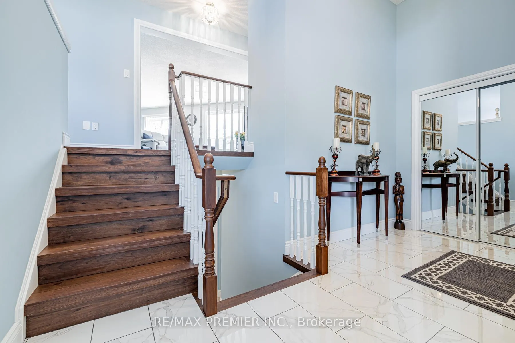 Photo 16 of 20 Cranberry Heights, Wasaga Beach — HOMEH