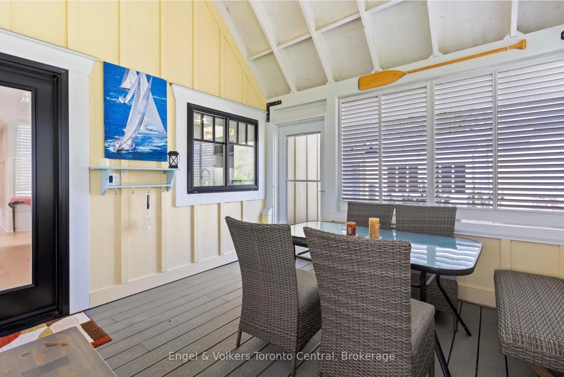 Photo 10 of 154 Blue Mountain Drive, Blue Mountains — HOMEH