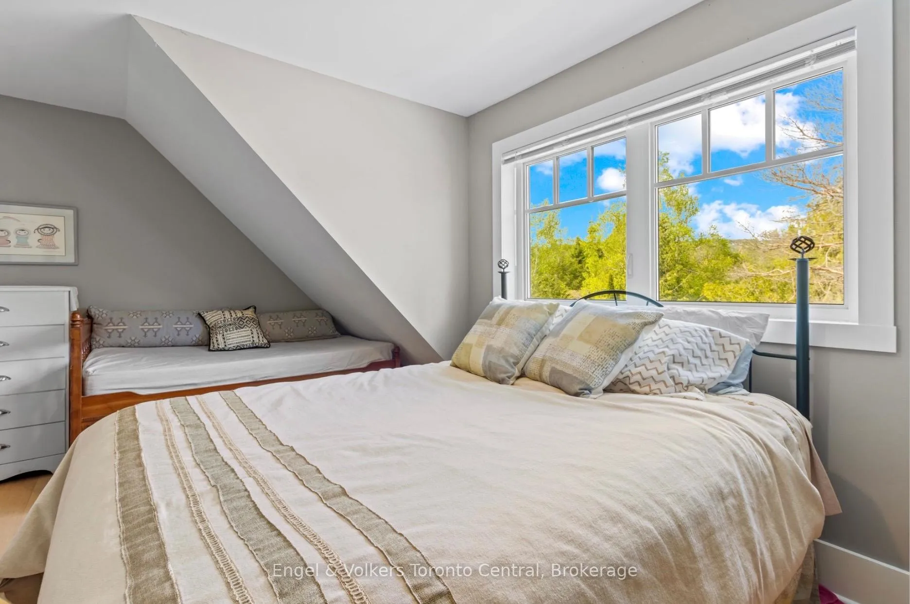 Photo 20 of 154 Blue Mountain Drive, Blue Mountains — HOMEH