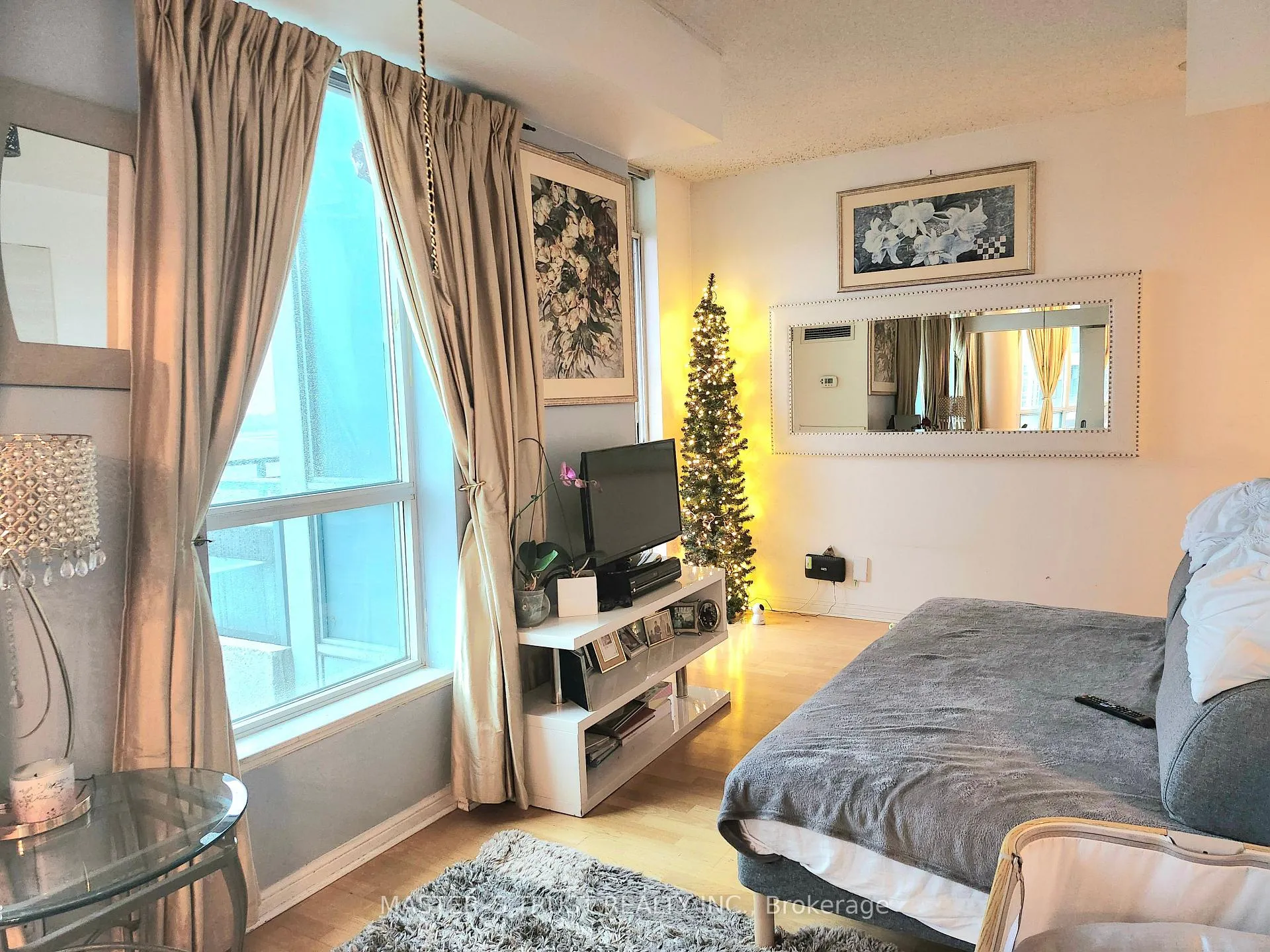 Photo 8 of Unit 1121, 230 Queens Quay W, Toronto, Waterfront Communities — HOMEH