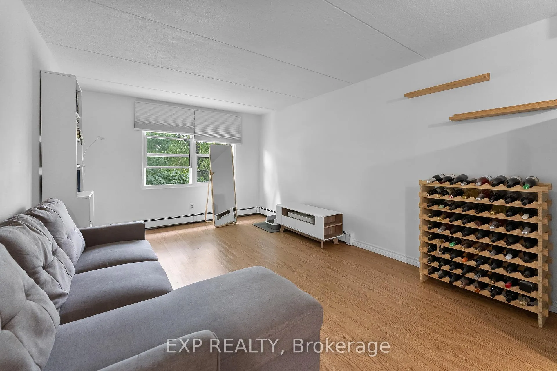 Photo 12 of Unit 406, 41 Rykert Street, St. Catharines, Western Hill — HOMEH