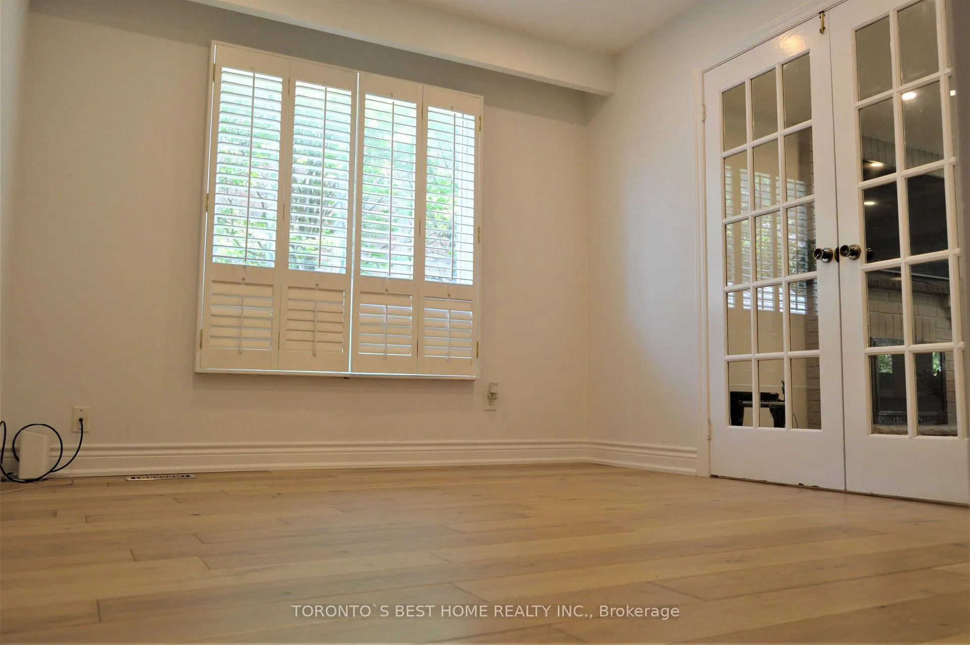 Photo 9 of Unit Main Floor, 14 Simmons Crescent, Aurora, Aurora Highlands — HOMEH