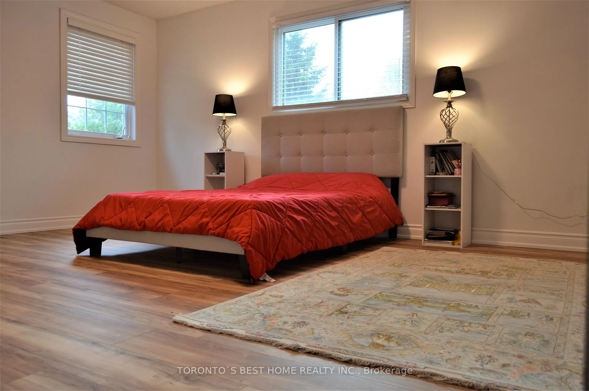 Photo 17 of Unit Main Floor, 14 Simmons Crescent, Aurora, Aurora Highlands — HOMEH