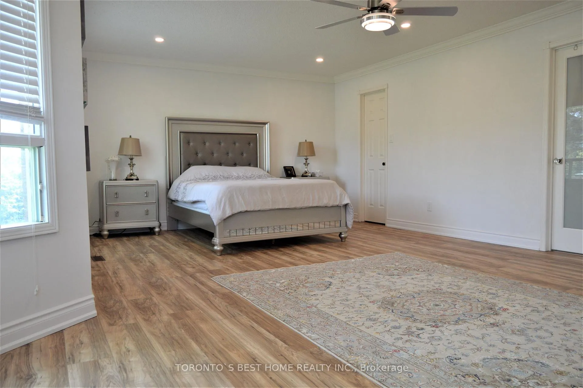 Photo 20 of Unit Main Floor, 14 Simmons Crescent, Aurora, Aurora Highlands — HOMEH
