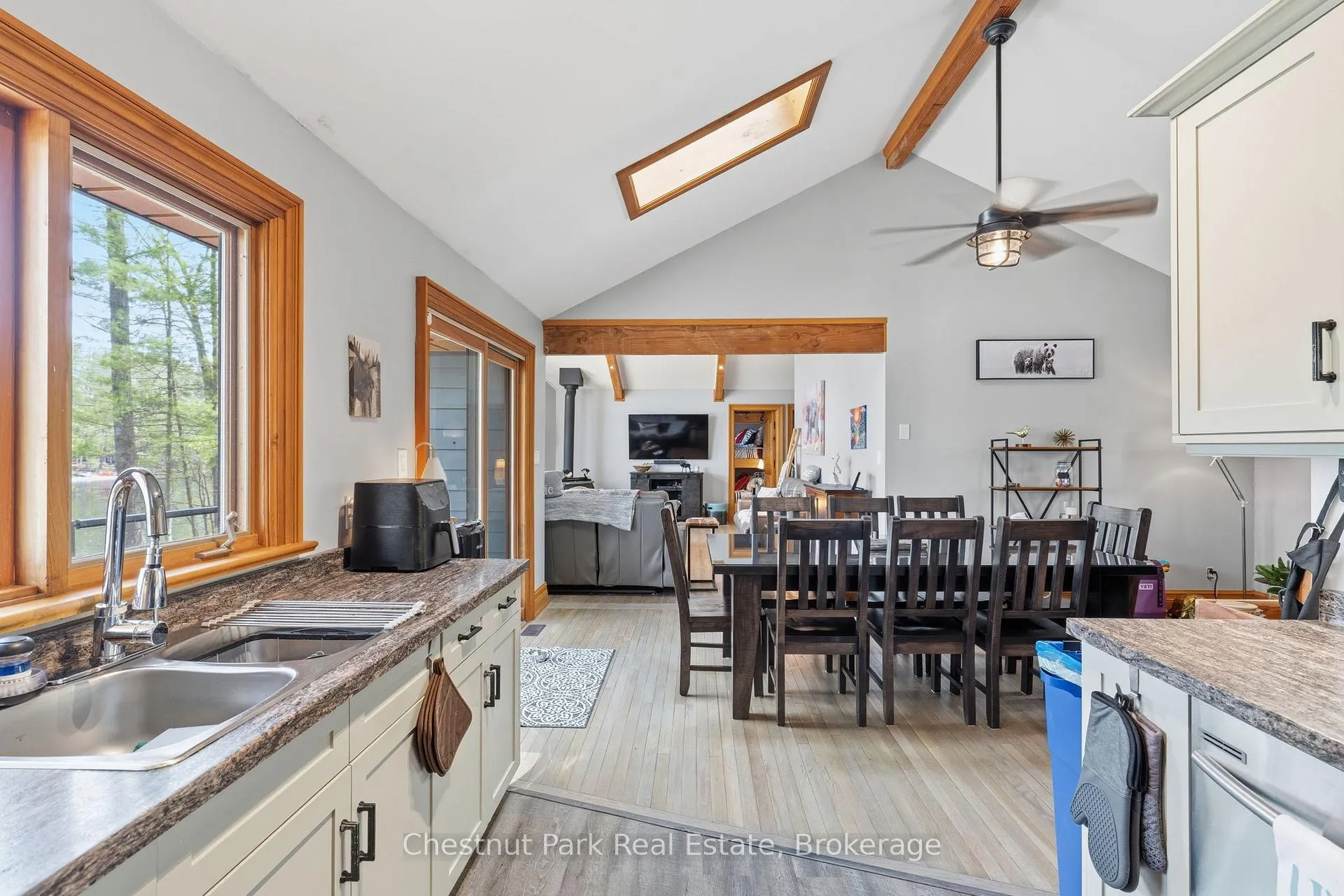 Photo 7 of 1117 Turtle Lake Road, Gravenhurst, Muskoka (S) — HOMEH