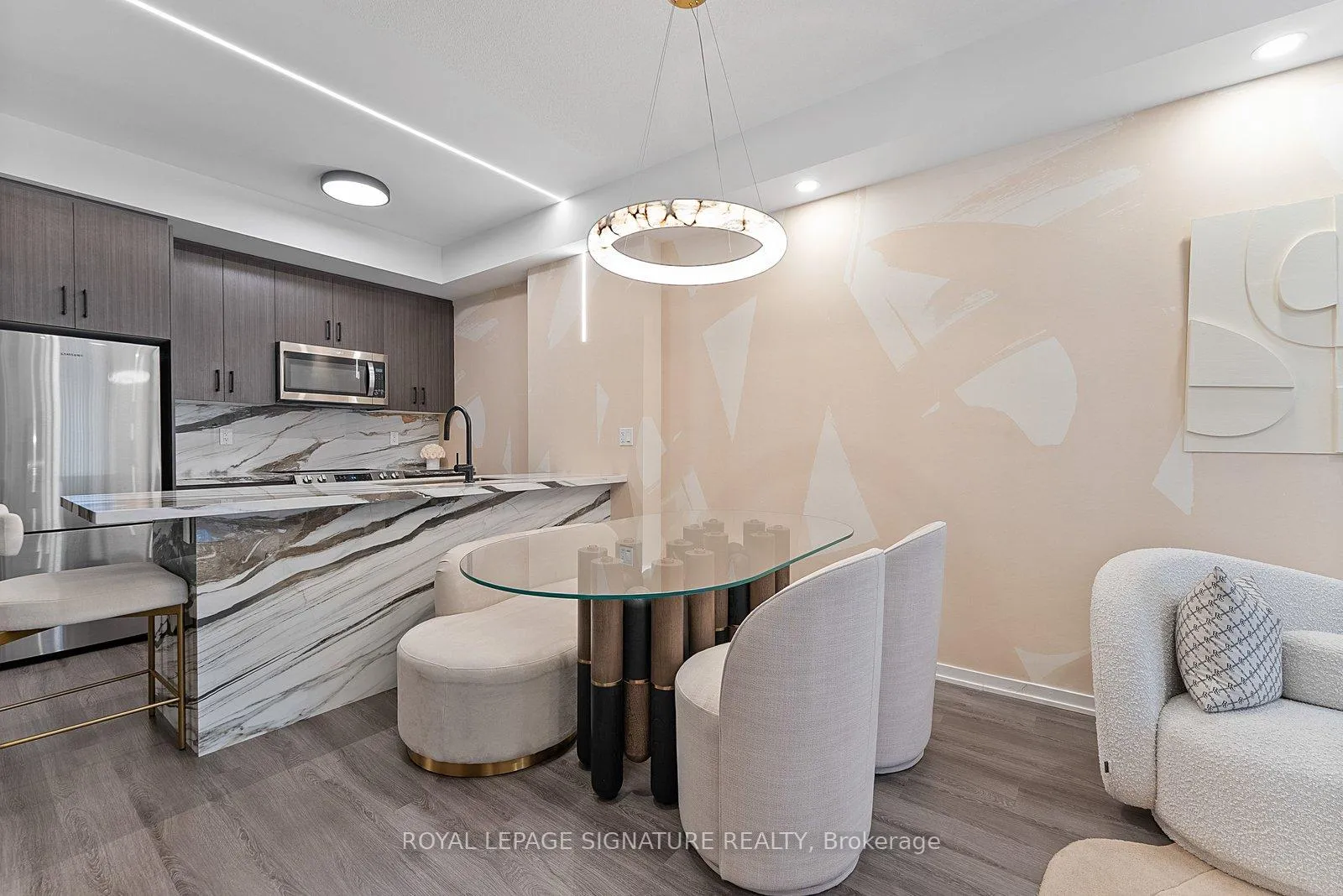Photo 1 of Unit TH114, 30 William Jackson Way, Etobicoke, New Toronto — HOMEH