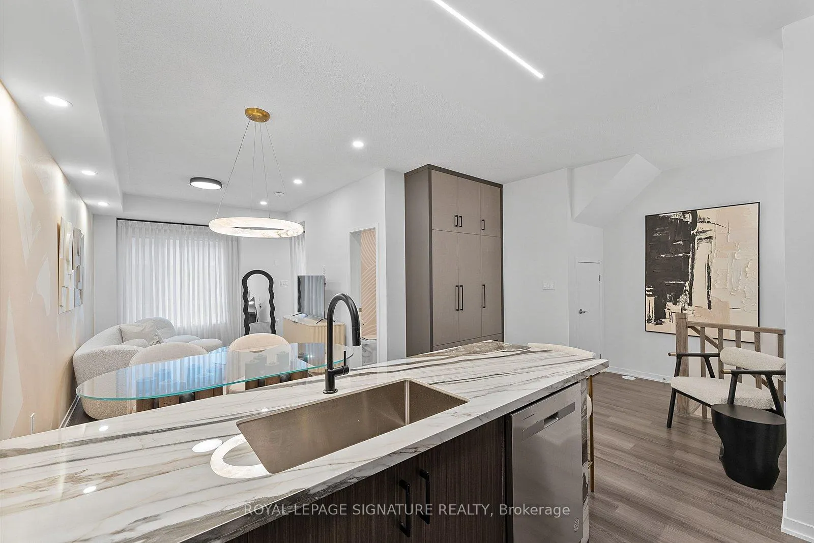 Photo 24 of Unit TH114, 30 William Jackson Way, Etobicoke, New Toronto — HOMEH