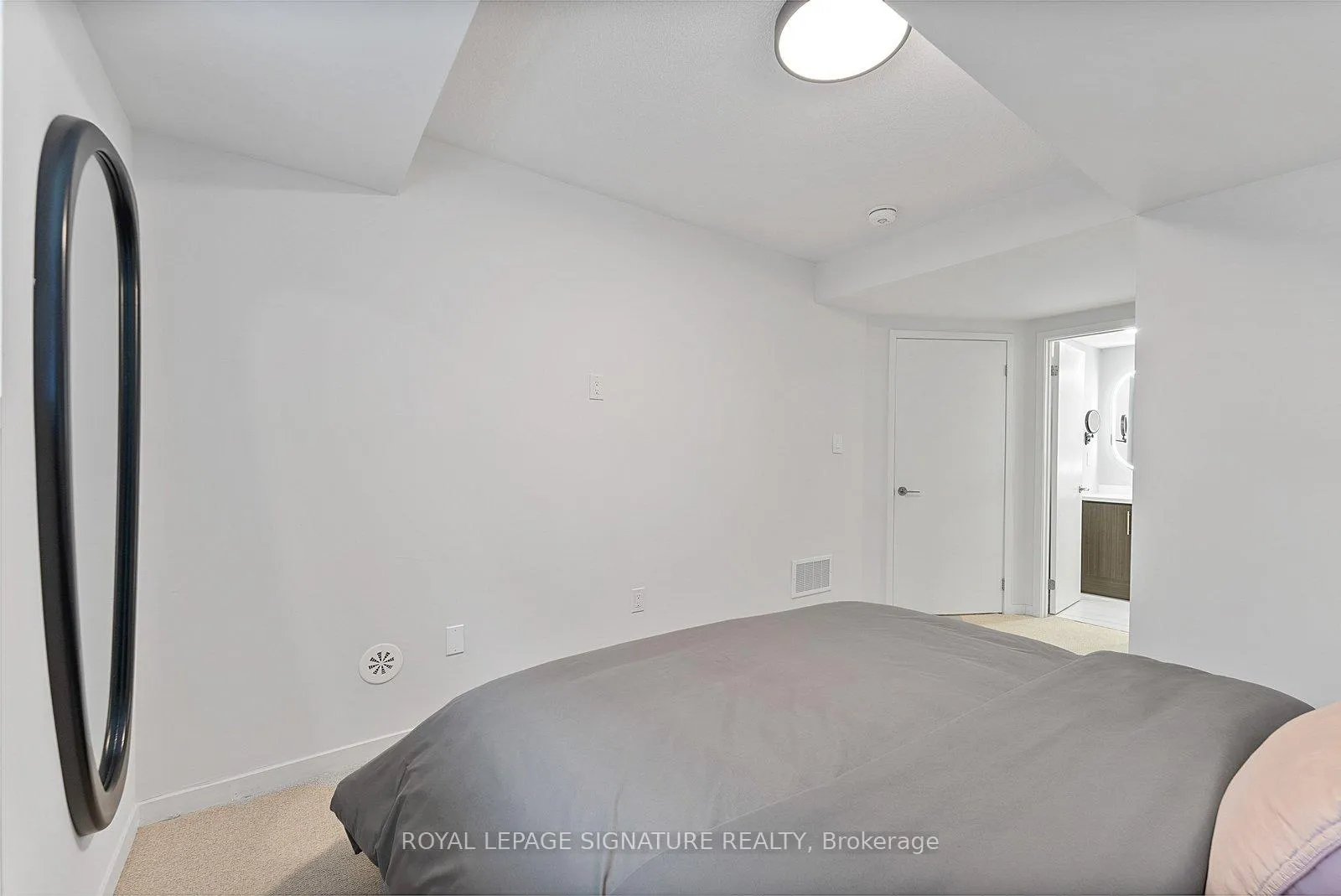 Photo 37 of Unit TH114, 30 William Jackson Way, Etobicoke, New Toronto — HOMEH
