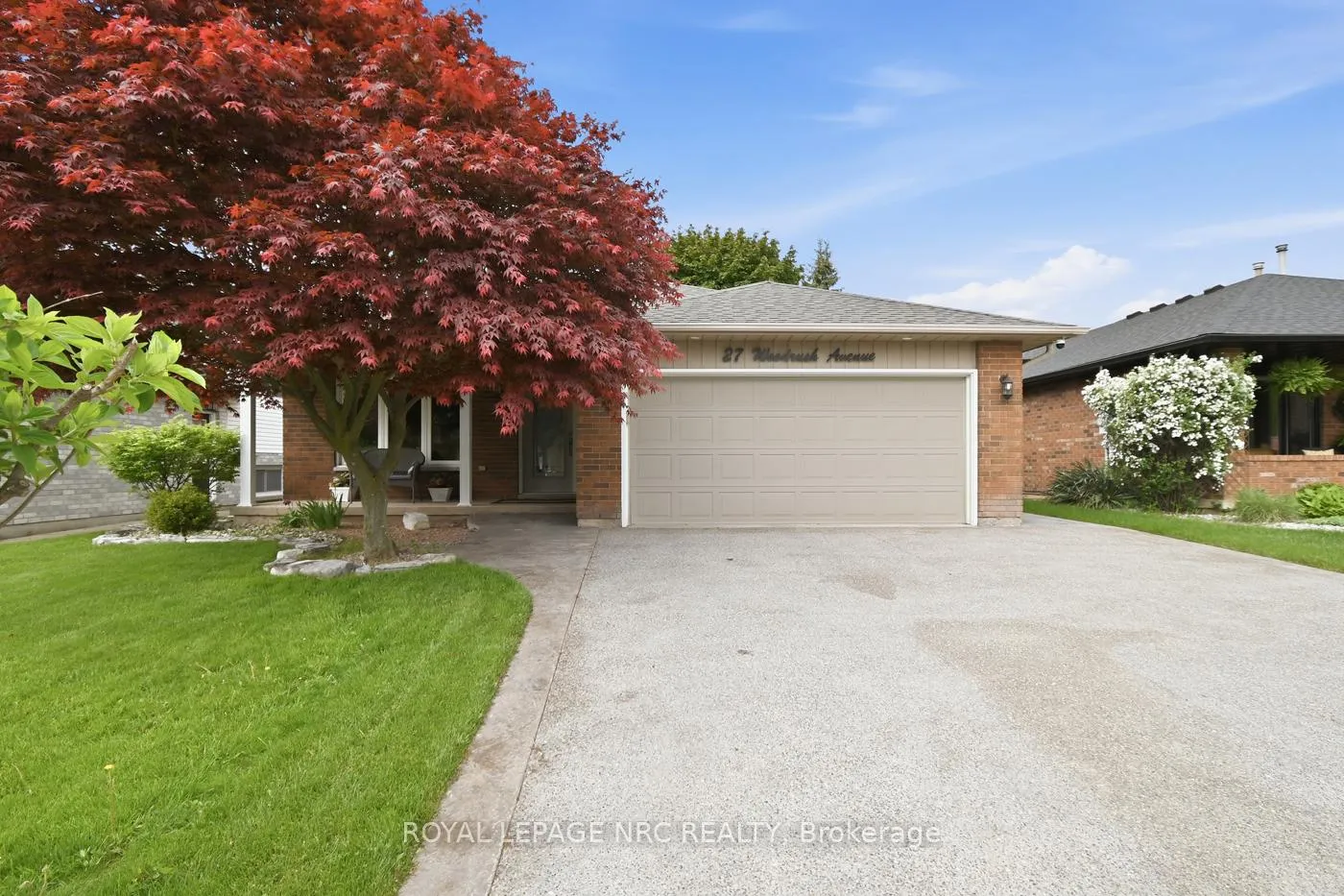 Front of 27 Woodrush Avenue