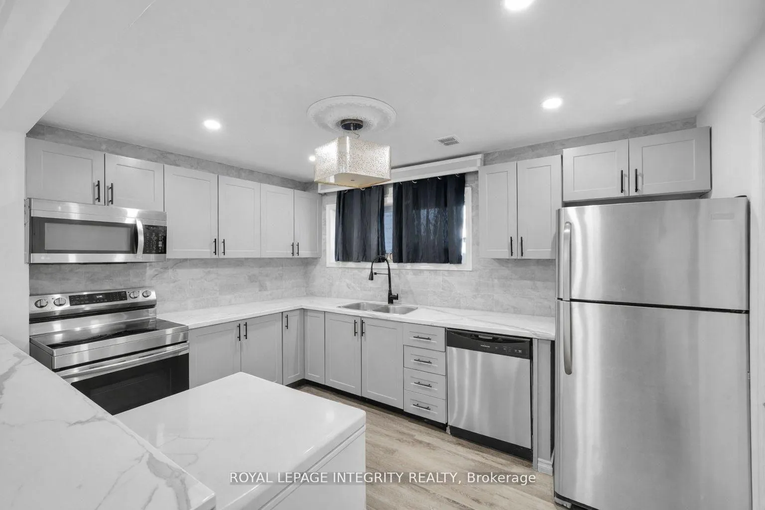 Photo 24 of 154 Columbus Avenue, Ottawa, Overbrook/Castle Heights — HOMEH