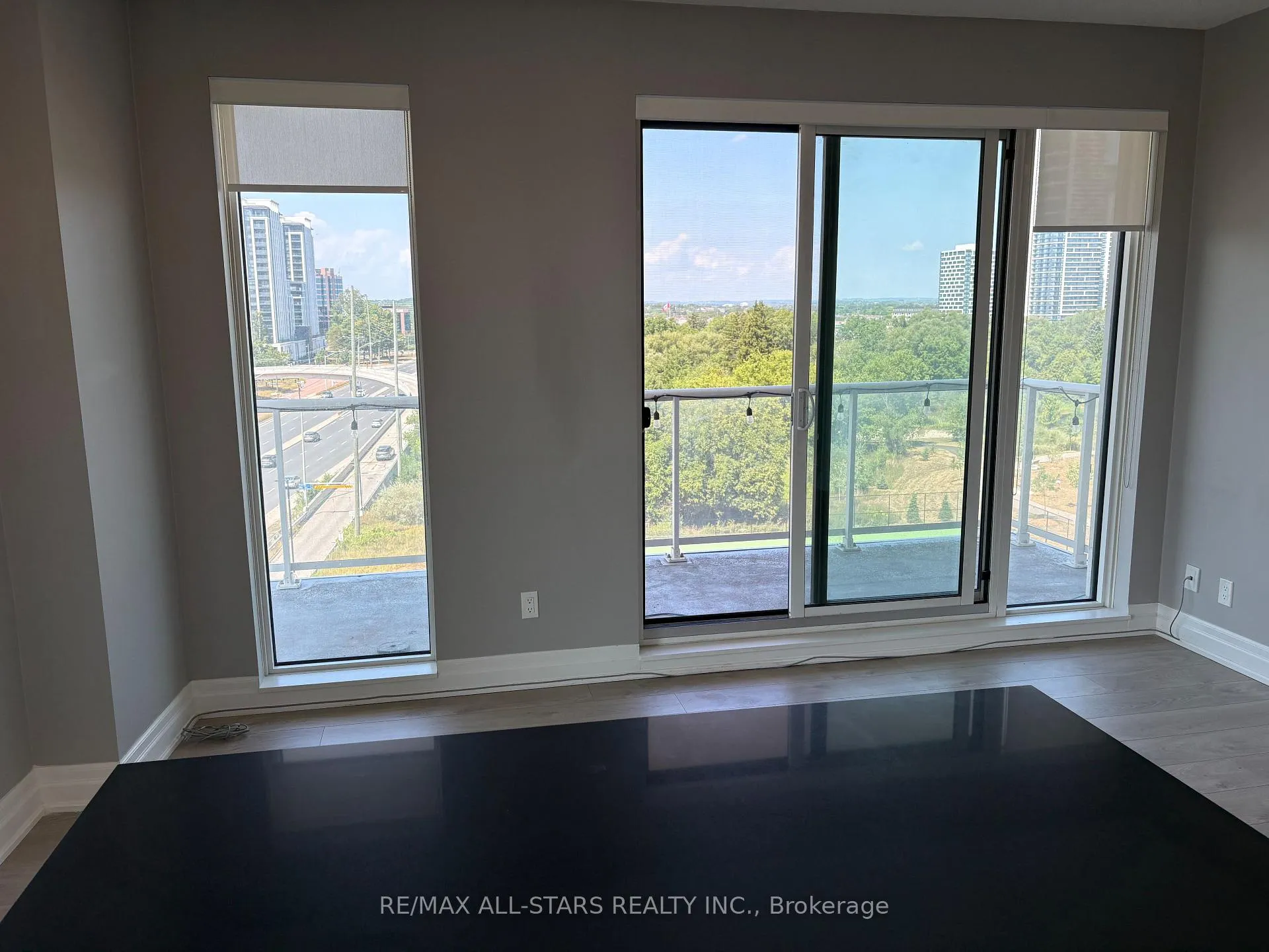 Photo 5 of Unit 622, 10 Rouge Valley Drive W, Markham, Unionville — HOMEH