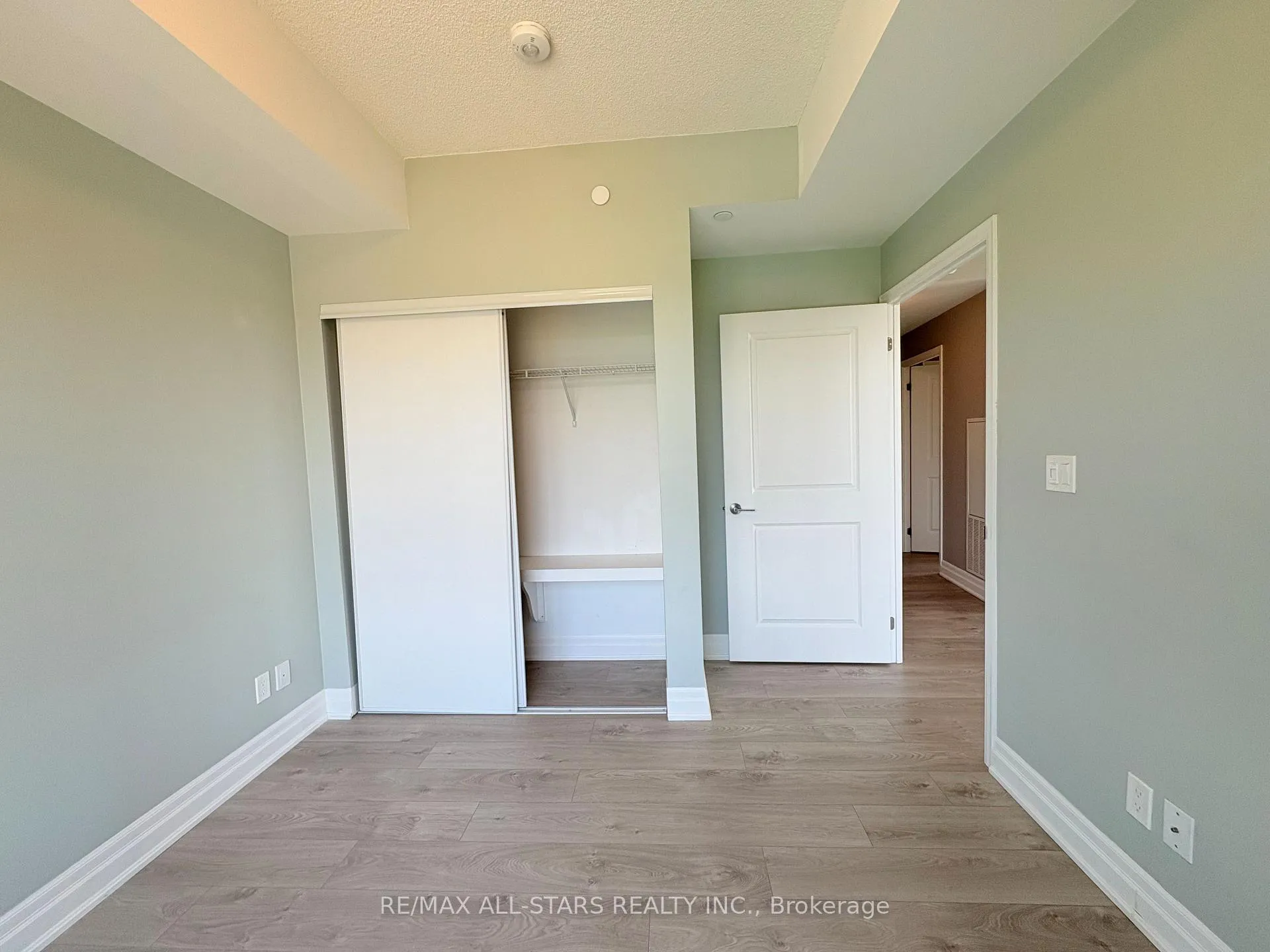 Photo 8 of Unit 622, 10 Rouge Valley Drive W, Markham, Unionville — HOMEH