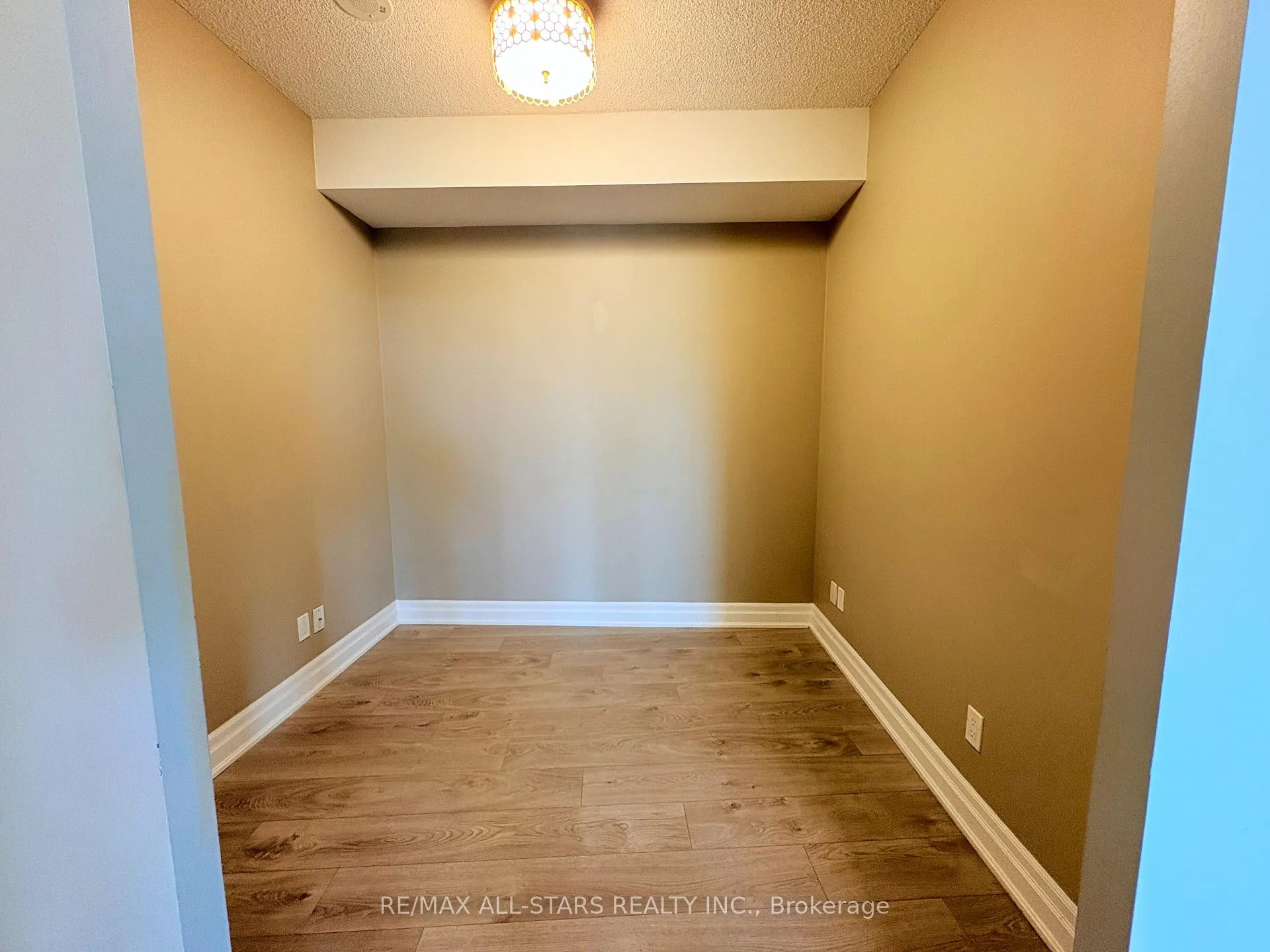 Photo 9 of Unit 622, 10 Rouge Valley Drive W, Markham, Unionville — HOMEH