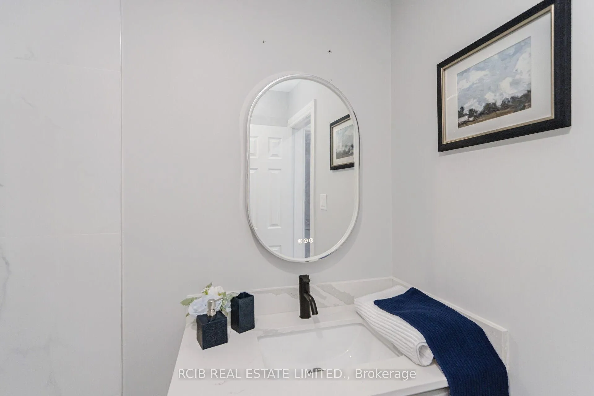 Photo 26 of 4 Carabram Court, Brampton, Brampton West — HOMEH