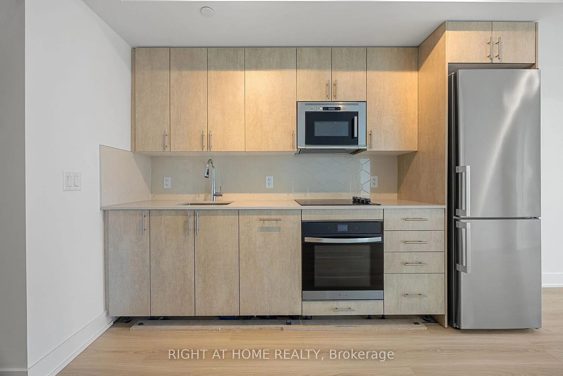 Photo 6 of Unit 2211, 2545 Simcoe Street, Oshawa, Windfields — HOMEH