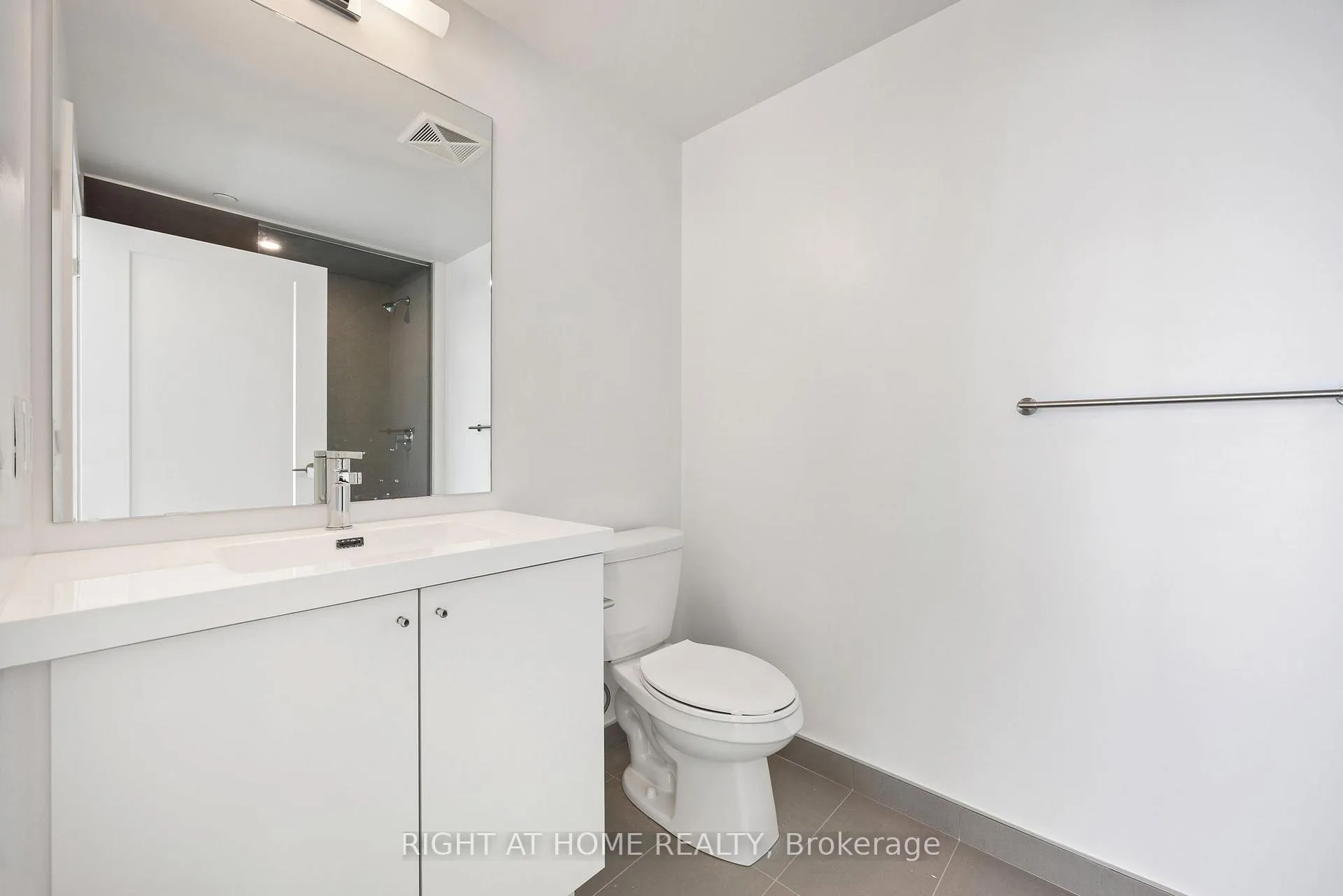 Photo 14 of Unit 2211, 2545 Simcoe Street, Oshawa, Windfields — HOMEH