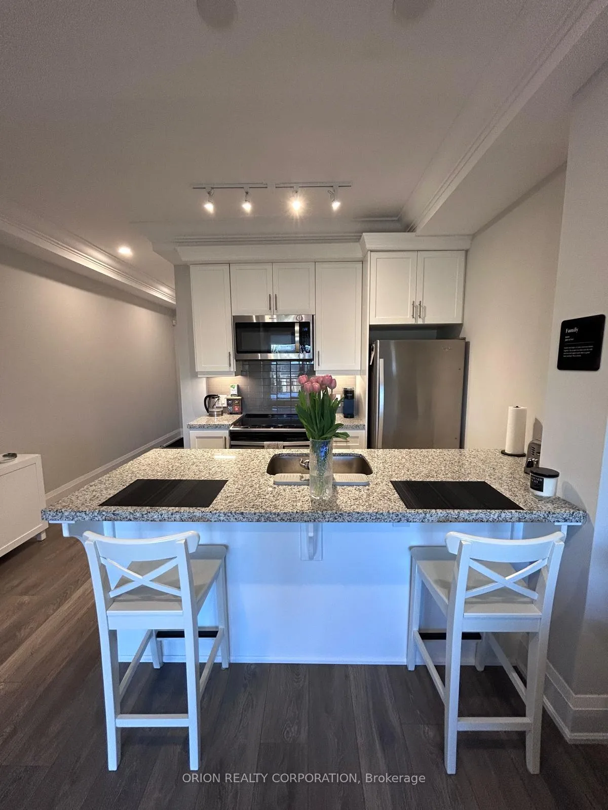 Photo 3 of Unit 324, 4040 Upper Middle Road, Burlington, Tansley — HOMEH